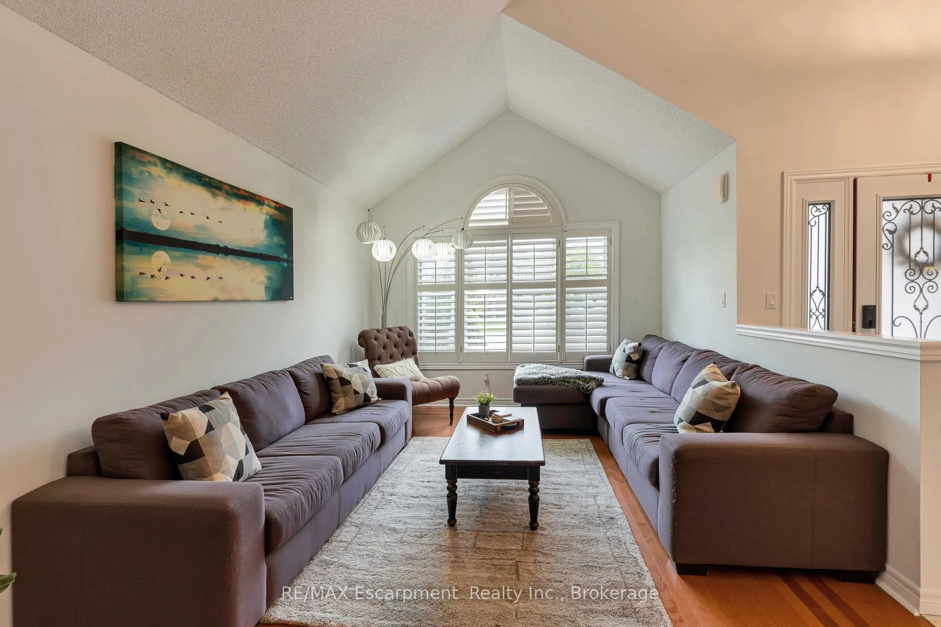 Photo 20 of 98 Glenhollow Drive, Hamilton, Stoney Creek — HOMEH