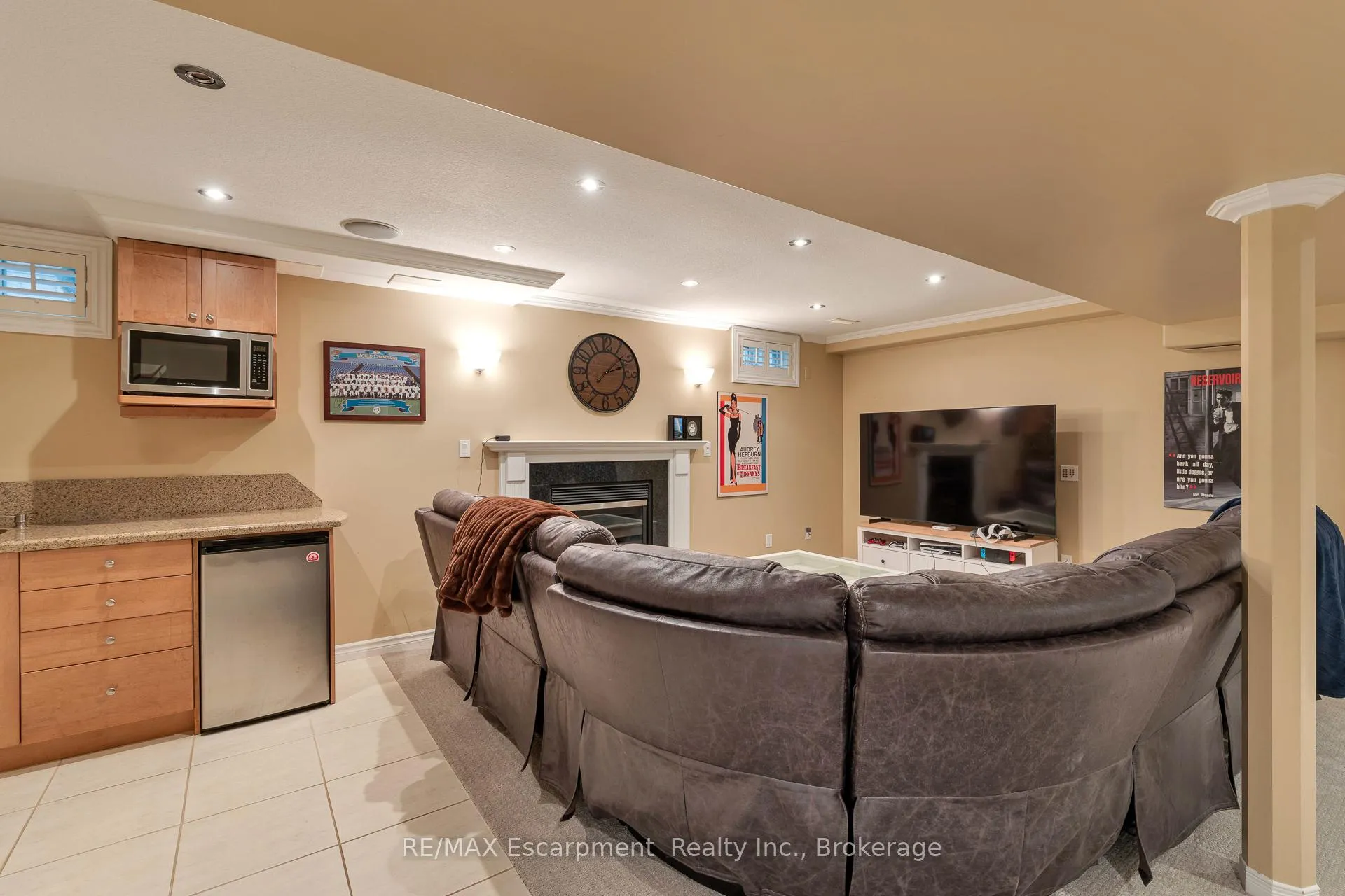 Photo 35 of 98 Glenhollow Drive, Hamilton, Stoney Creek — HOMEH