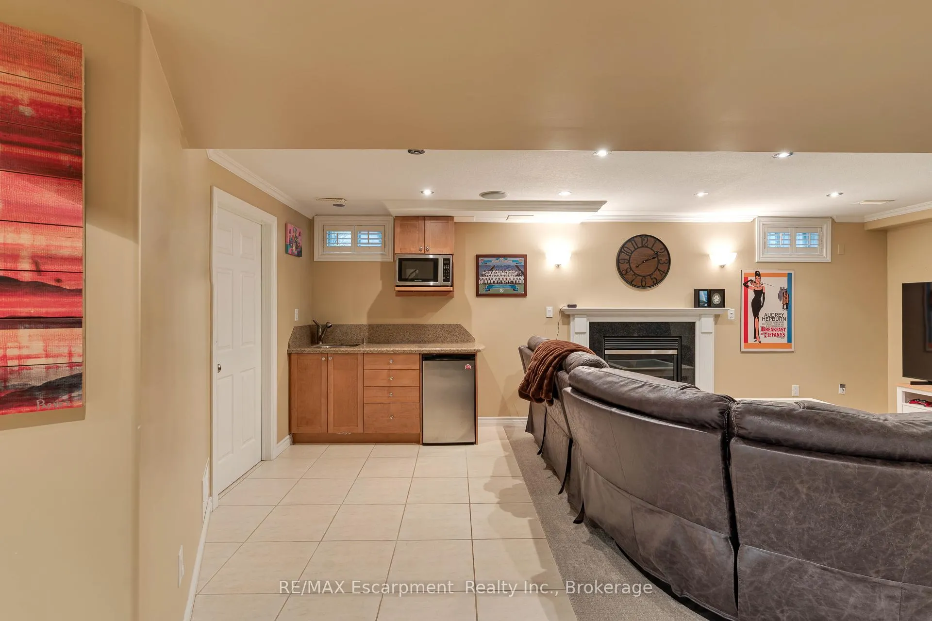 Photo 37 of 98 Glenhollow Drive, Hamilton, Stoney Creek — HOMEH