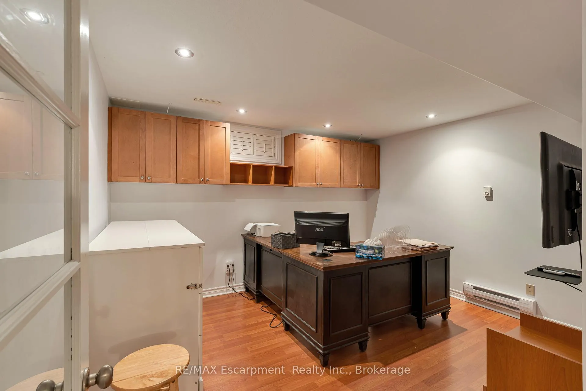 Photo 40 of 98 Glenhollow Drive, Hamilton, Stoney Creek — HOMEH