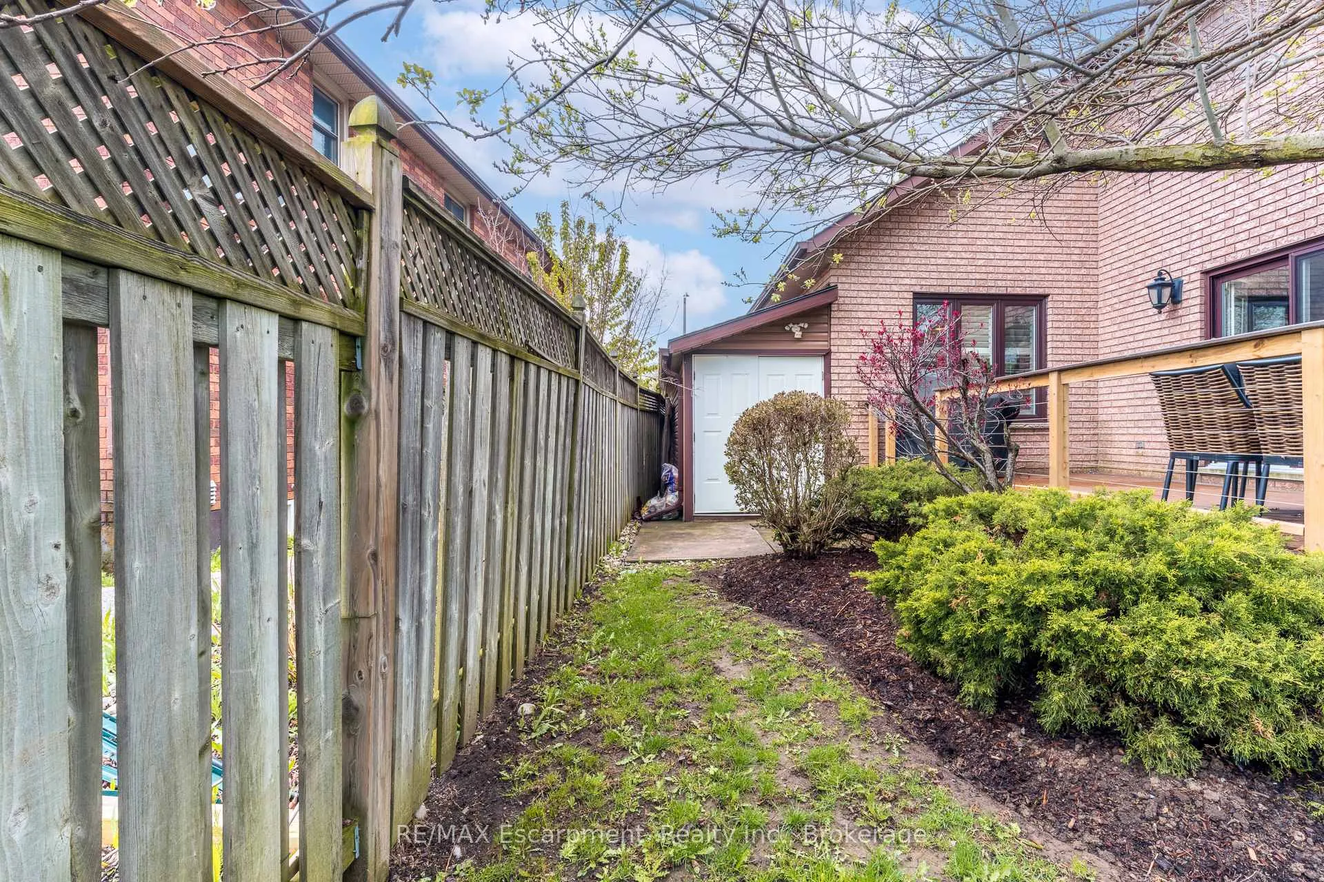 Photo 44 of 98 Glenhollow Drive, Hamilton, Stoney Creek — HOMEH