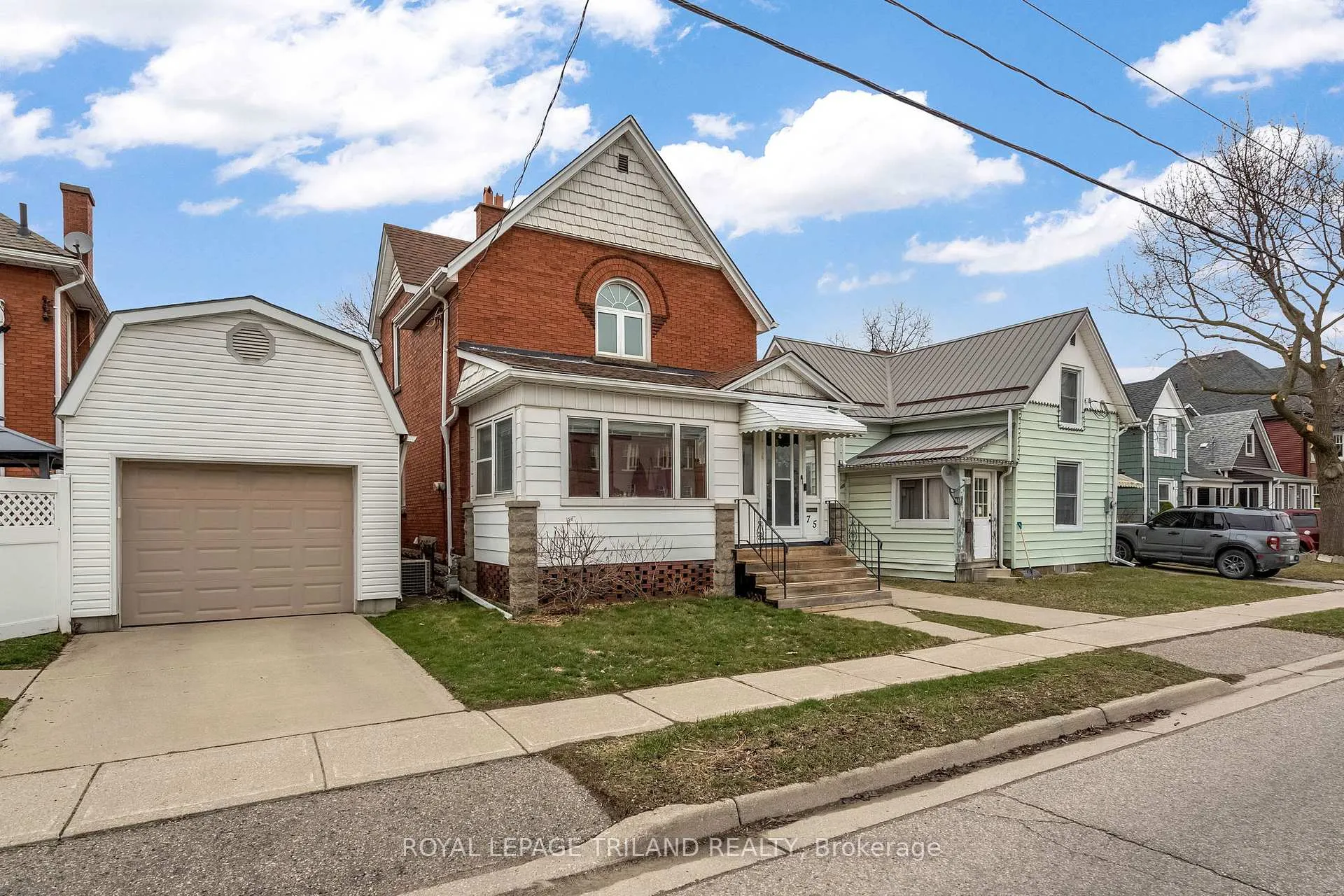 Photo 3 of 75 Chester Street, St. Thomas — HOMEH