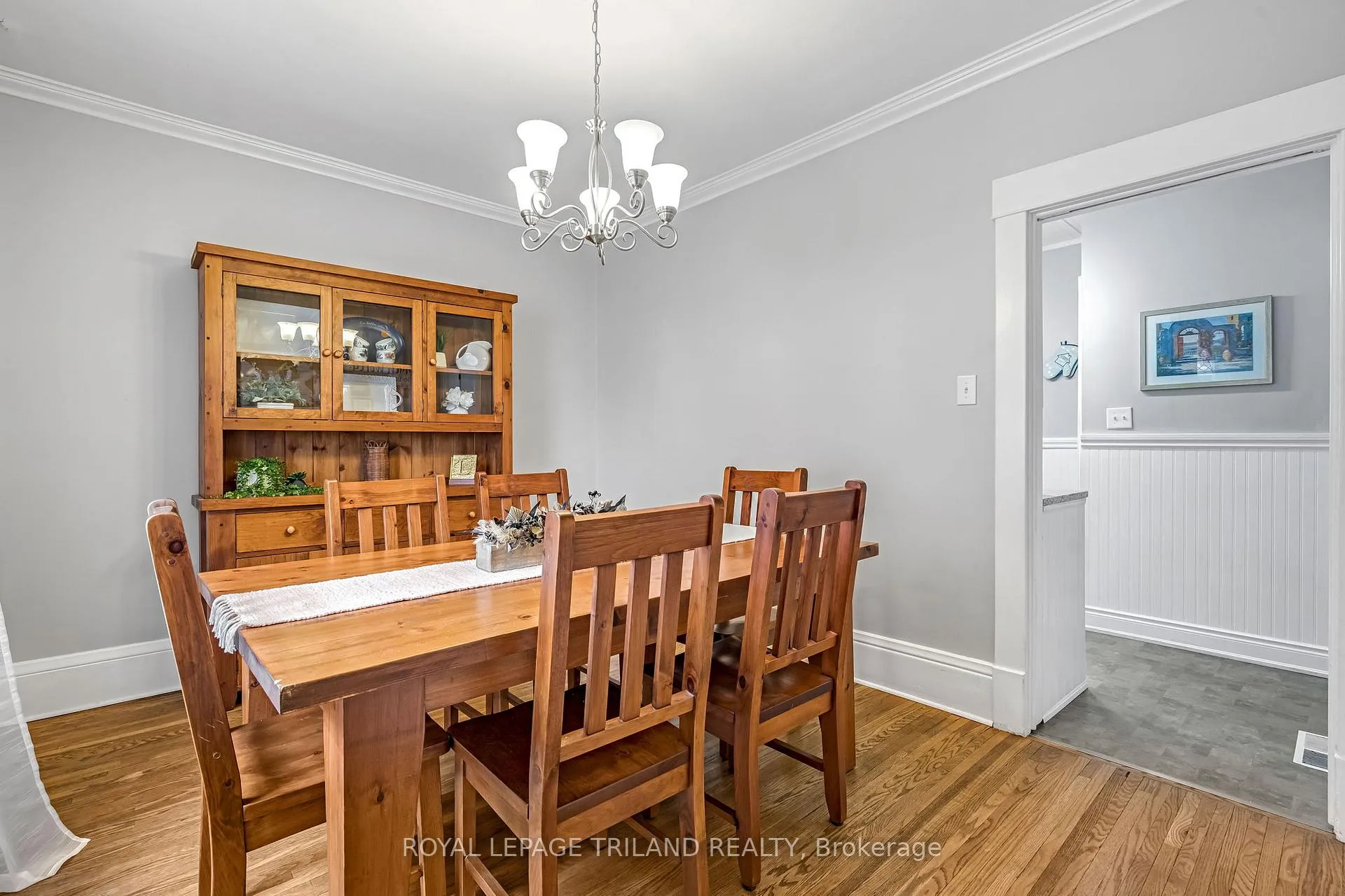 Photo 15 of 75 Chester Street, St. Thomas — HOMEH