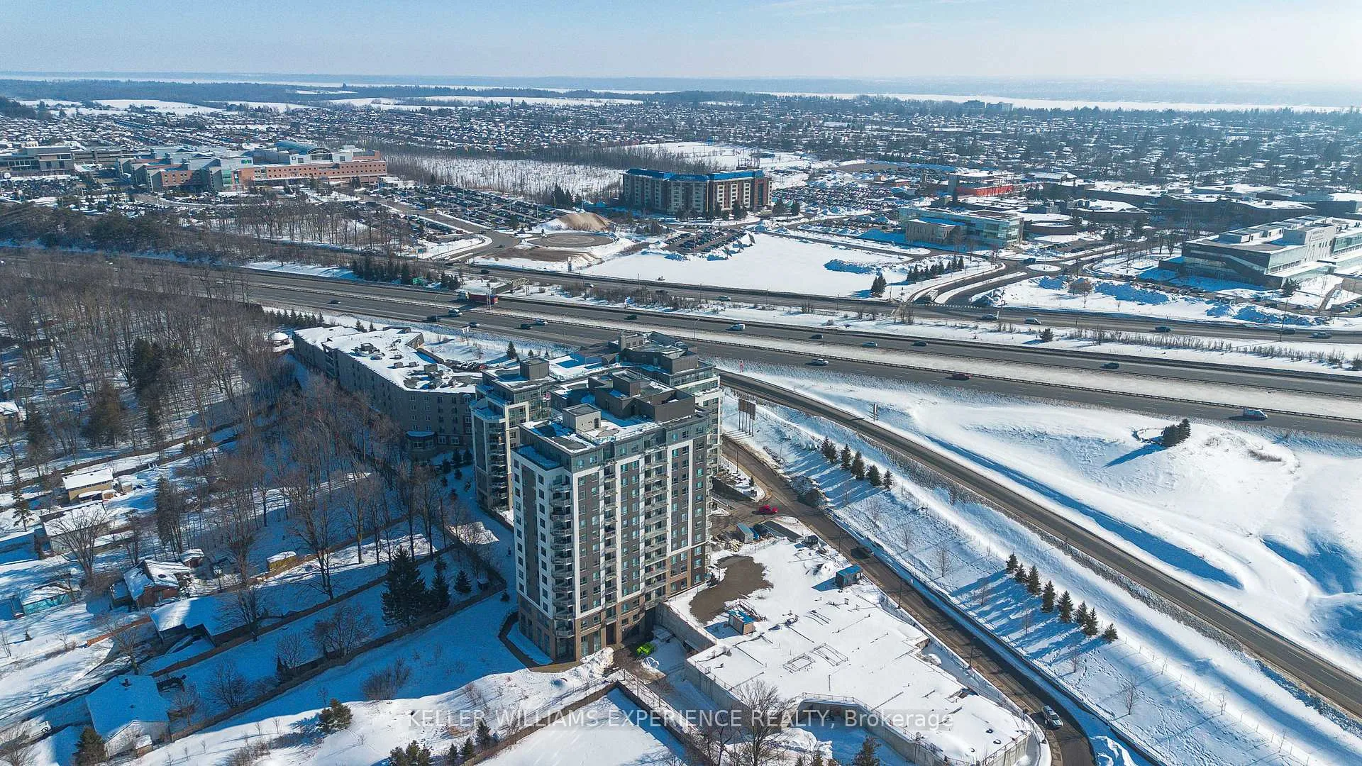 Photo 24 of Unit 1106, 56 Lakeside Terrace, Barrie, Little Lake — HOMEH