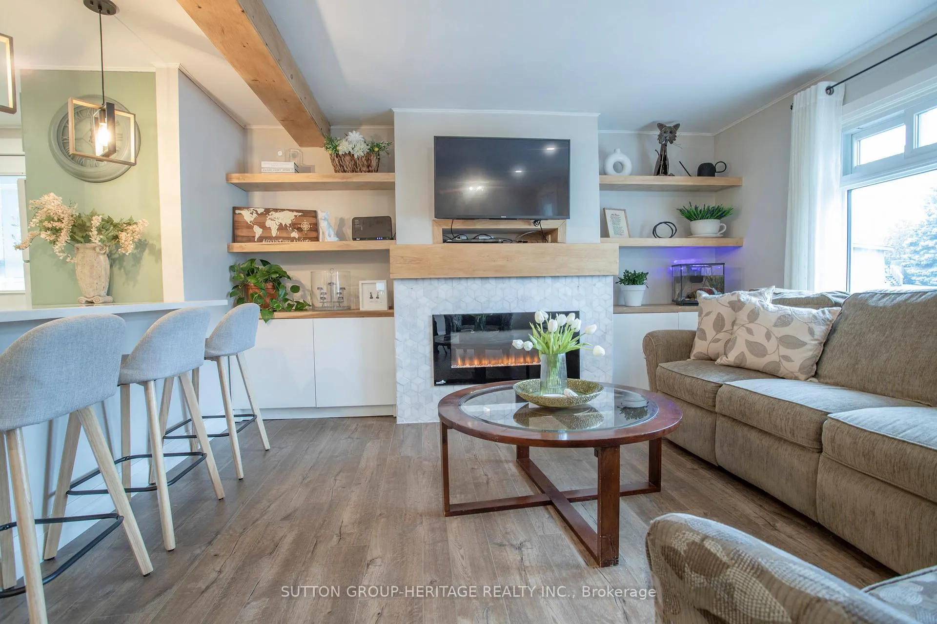Photo 9 of 5 Willow Landing, Innisfil, Rural Innisfil — HOMEH