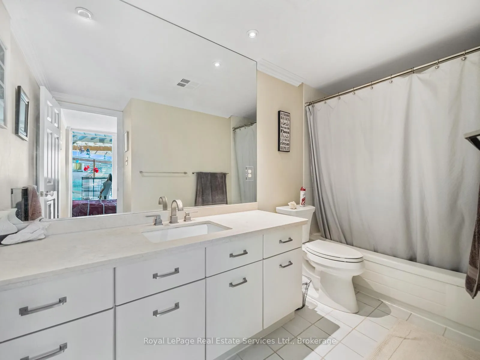 Photo 25 of Unit 310, 415 Locust Street, Burlington, Brant — HOMEH