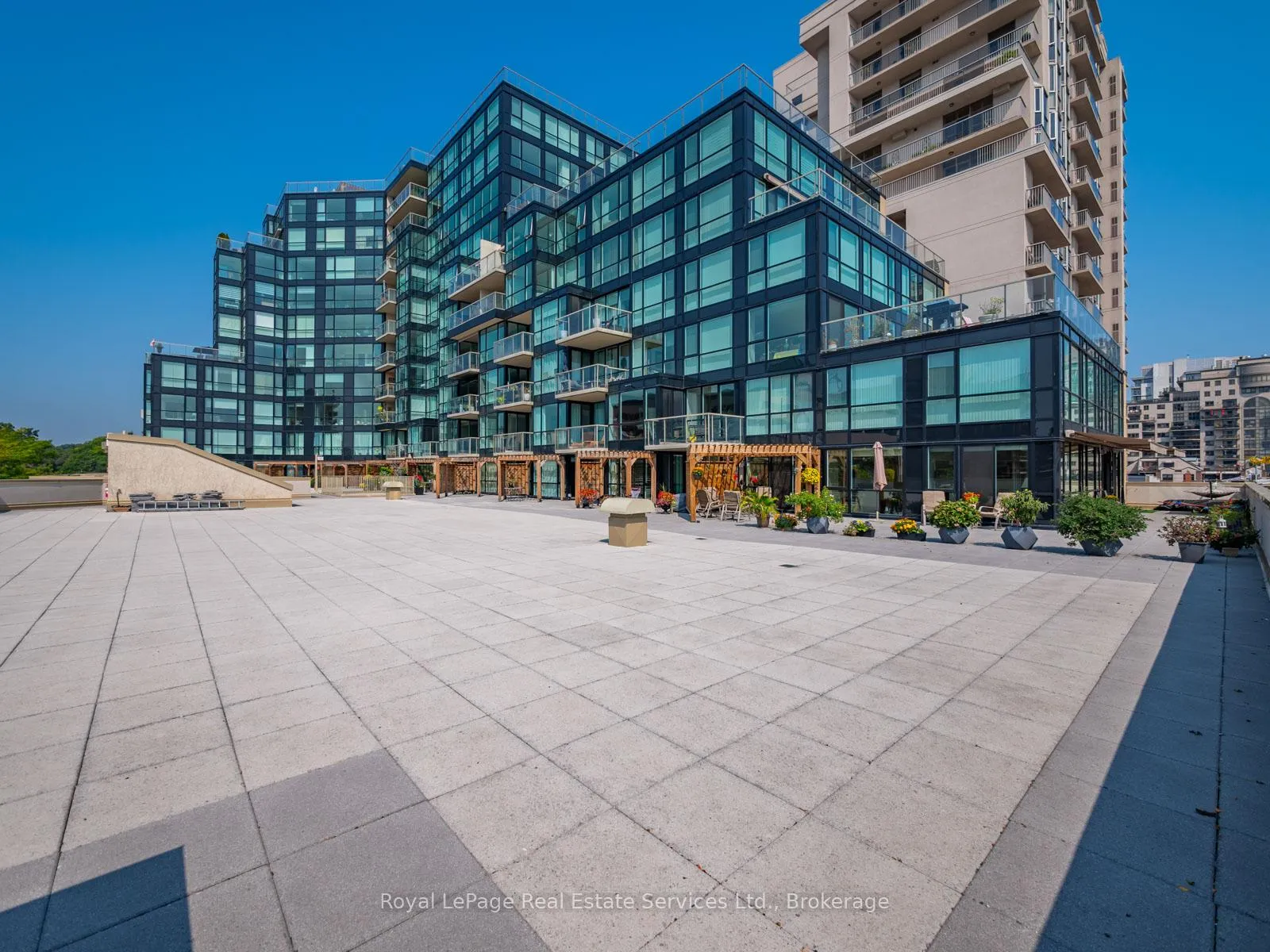 Photo 28 of Unit 310, 415 Locust Street, Burlington, Brant — HOMEH