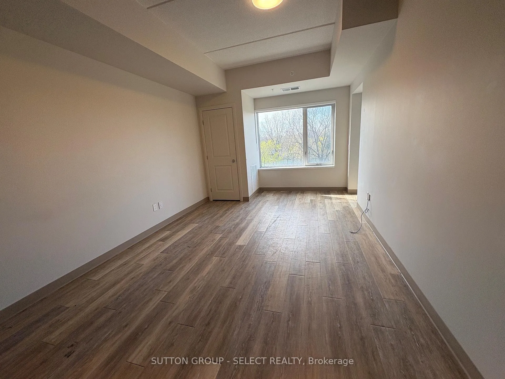Photo 13 of Unit 607, 99 Pond Mills Road, London, South J — HOMEH