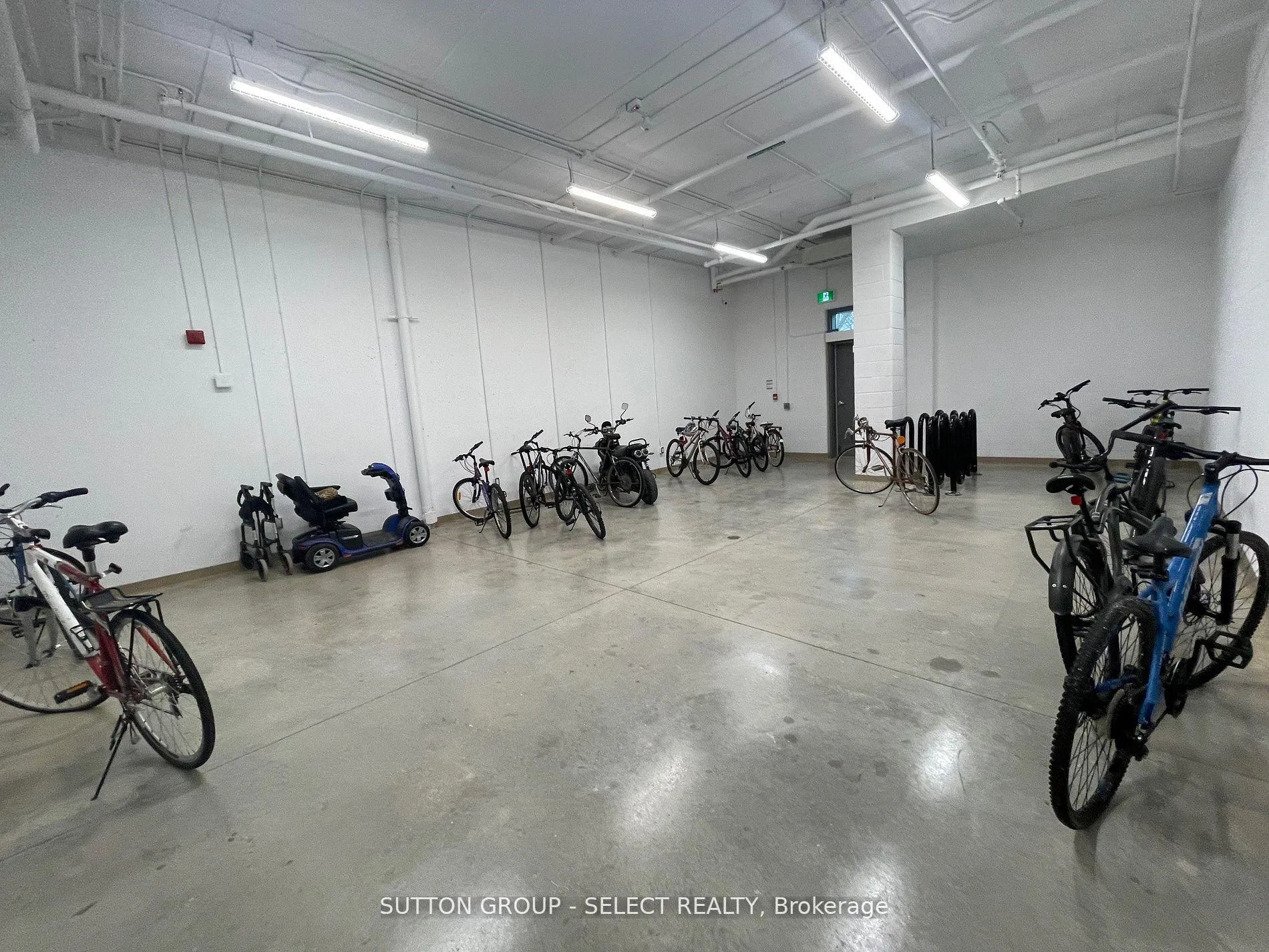 Photo 14 of Unit 607, 99 Pond Mills Road, London, South J — HOMEH