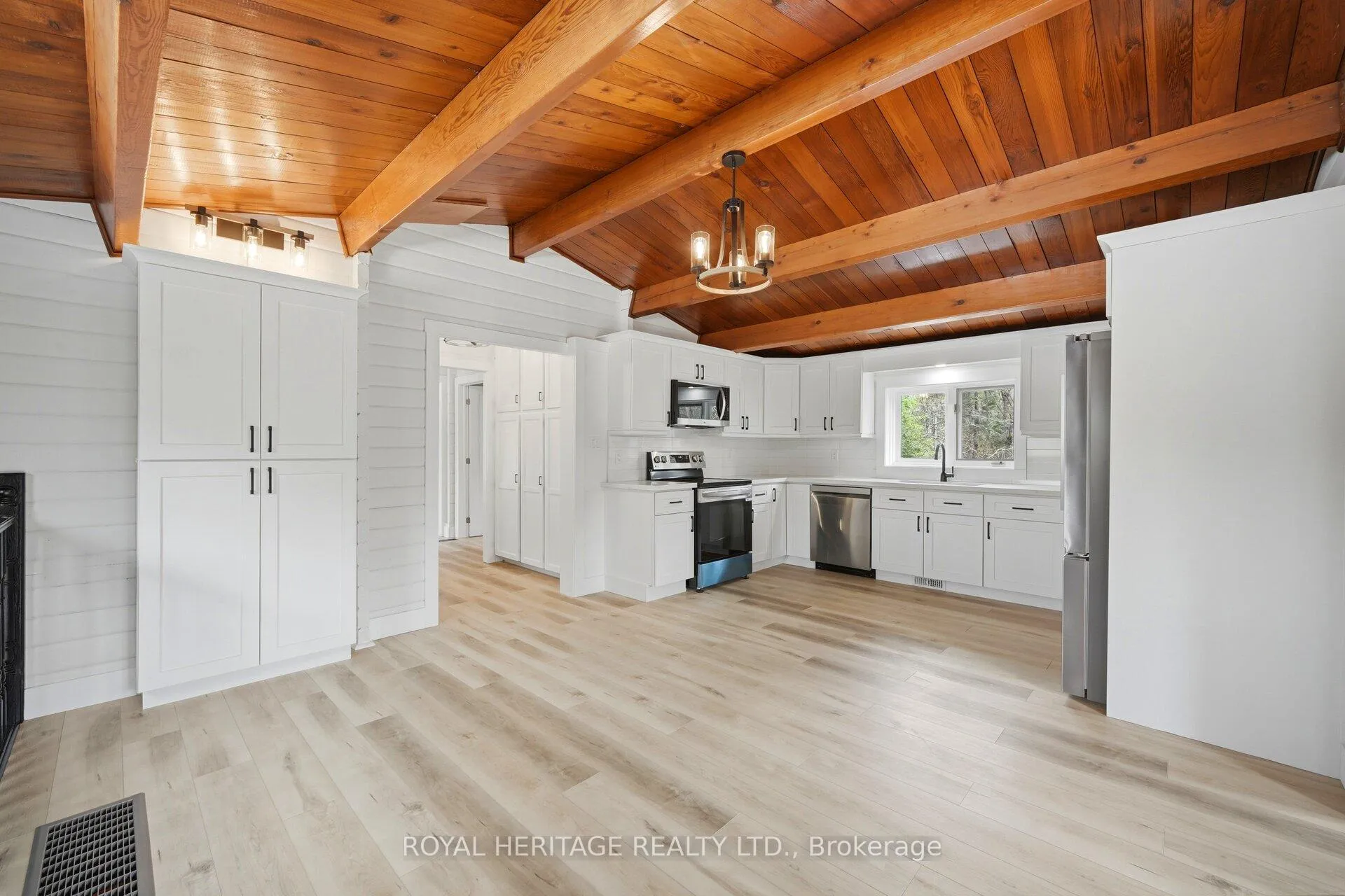 Photo 5 of 7385 Hwy 28, North Kawartha — HOMEH