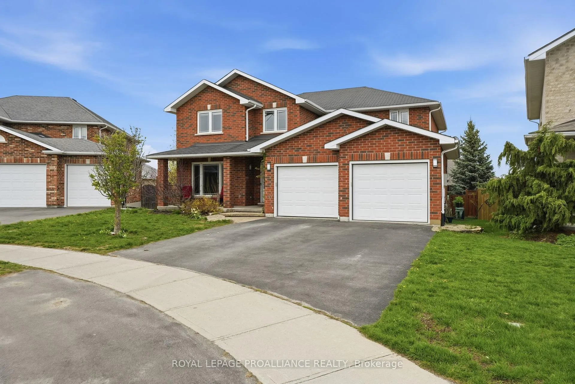 Photo 1 of 9 Essex Drive, Belleville, Thurlow Ward — HOMEH