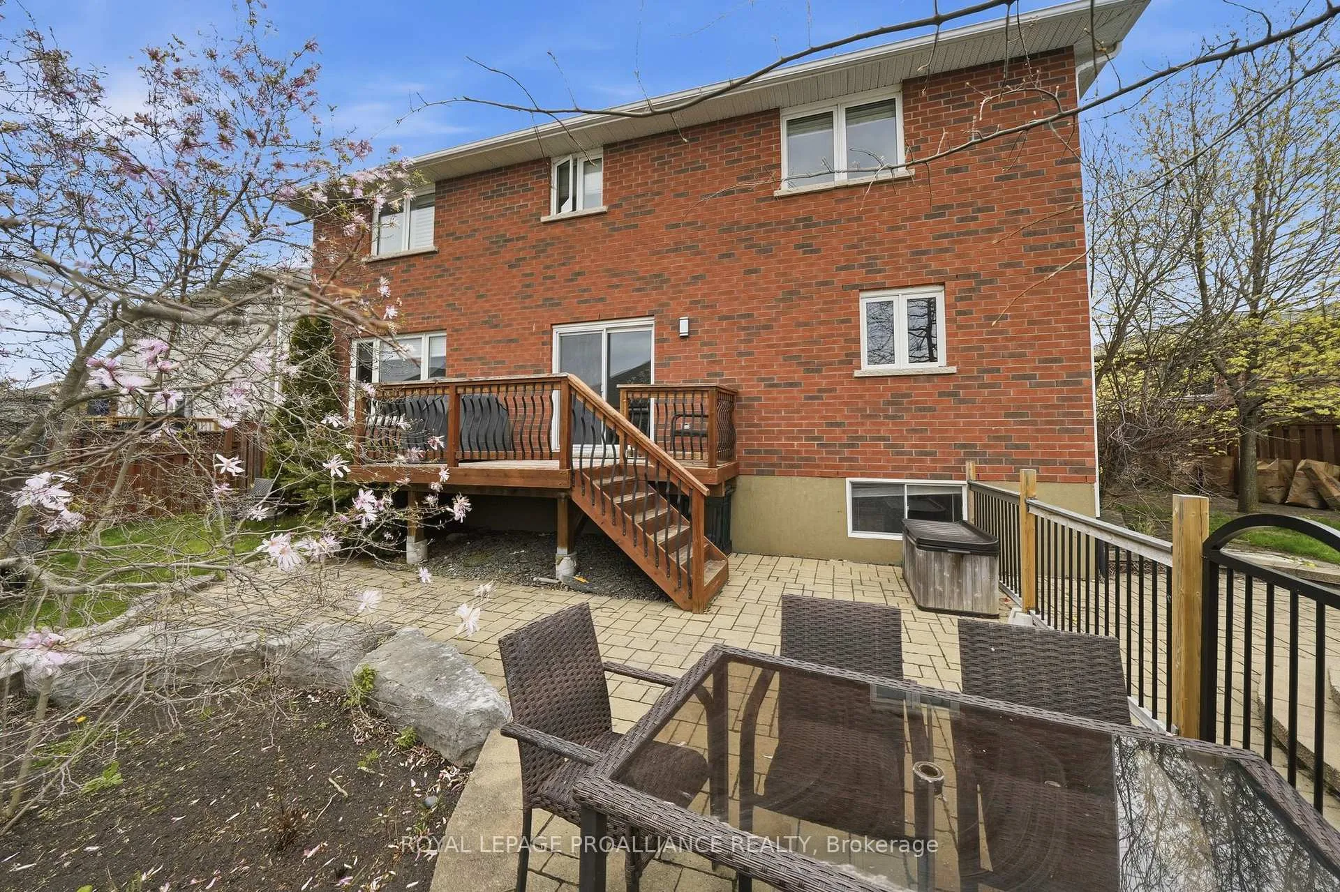 Photo 41 of 9 Essex Drive, Belleville, Thurlow Ward — HOMEH