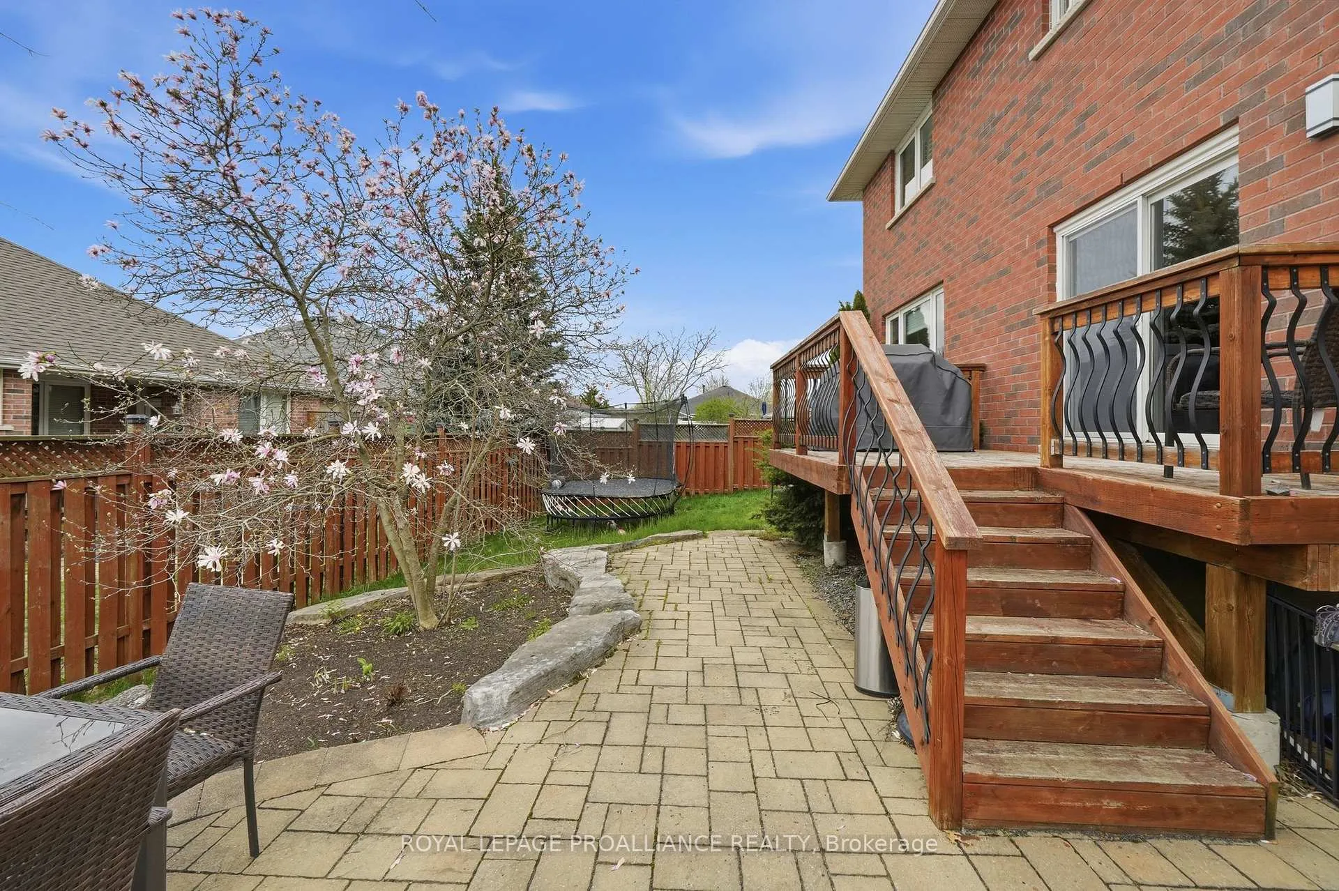 Photo 46 of 9 Essex Drive, Belleville, Thurlow Ward — HOMEH