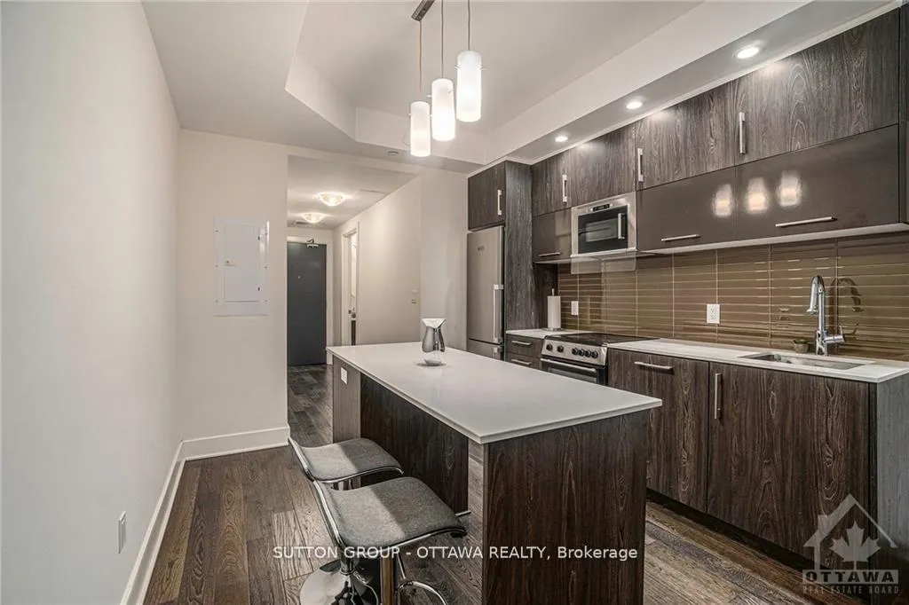 Photo 3 of Unit 208, 255 Bay Street, Ottawa, Ottawa Centre — HOMEH