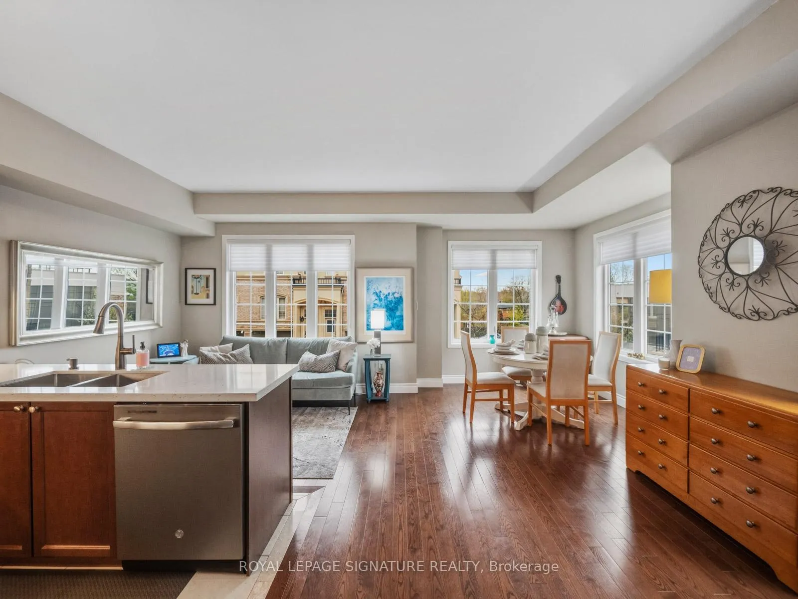 Photo 4 of 104-1250 St. Martins Drive, Pickering, Bay Ridges — HOMEH
