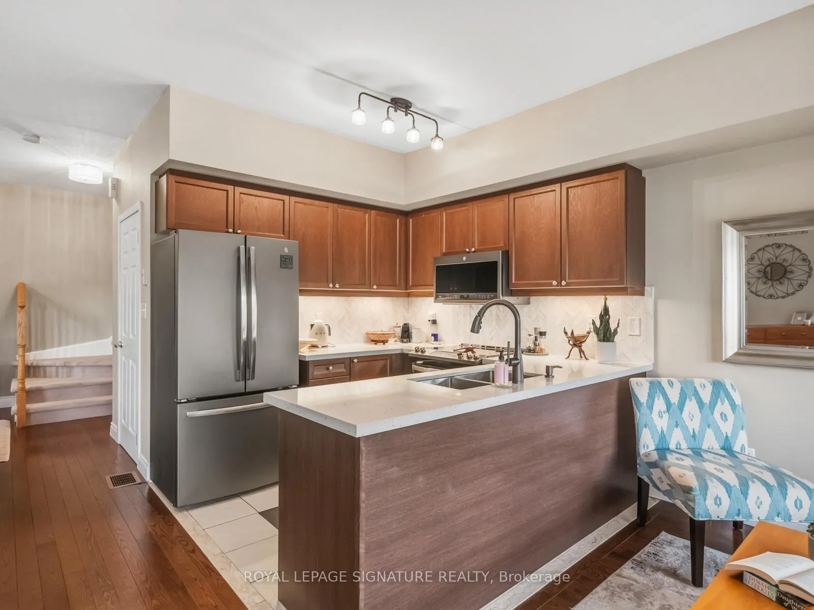 Photo 8 of 104-1250 St. Martins Drive, Pickering, Bay Ridges — HOMEH