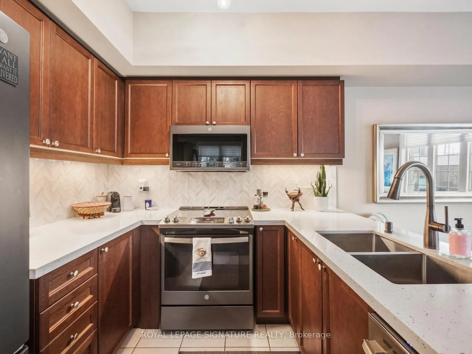 Photo 9 of 104-1250 St. Martins Drive, Pickering, Bay Ridges — HOMEH