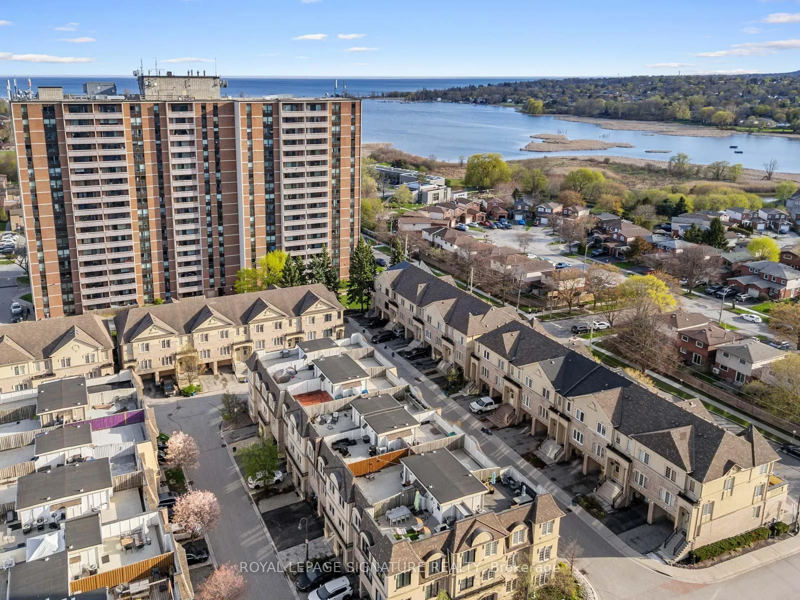 Photo 30 of 104-1250 St. Martins Drive, Pickering, Bay Ridges — HOMEH