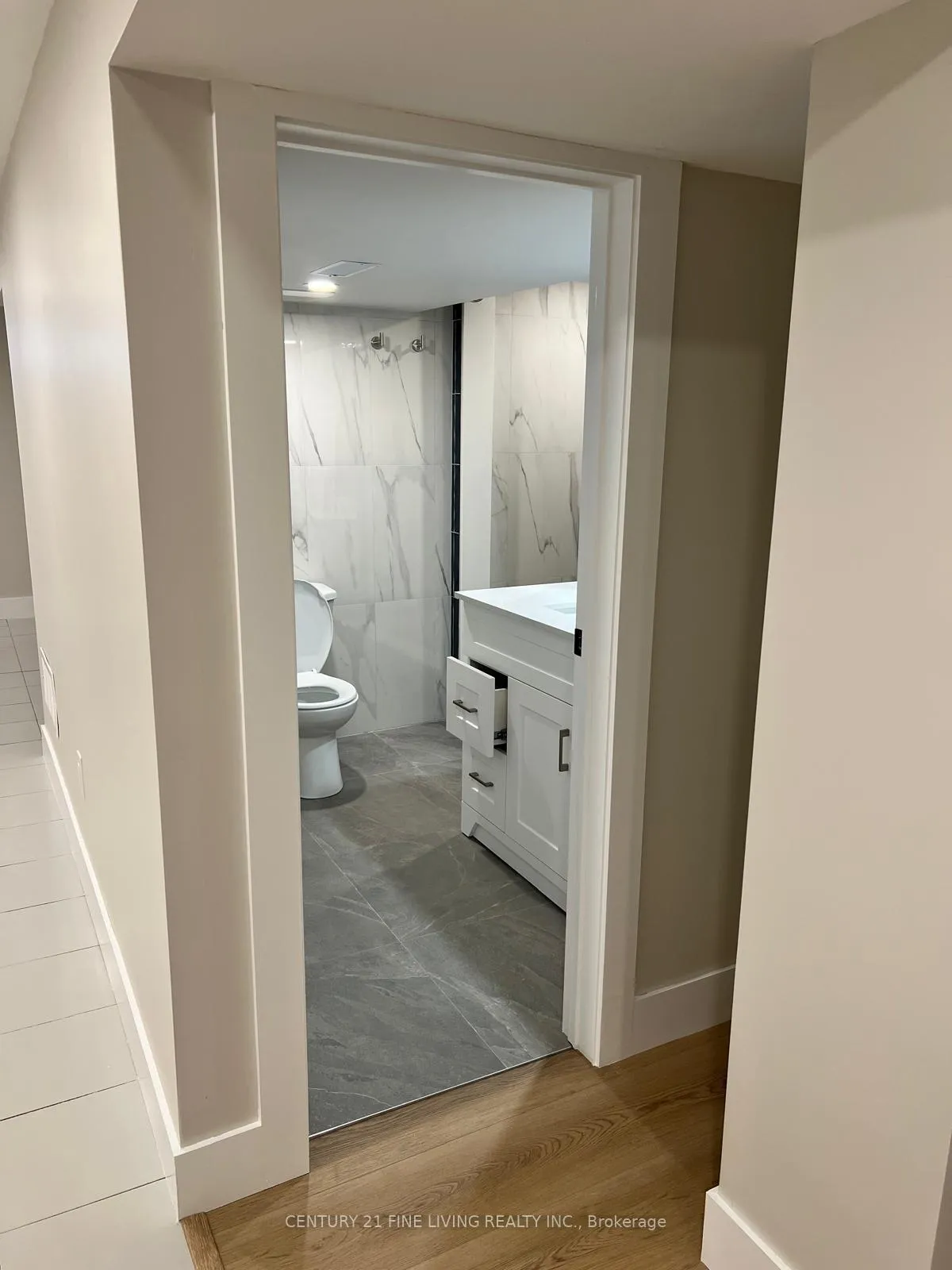 Photo 4 of 26 Jardine Place, Etobicoke, Willowridge-Martingrove-Richview — HOMEH