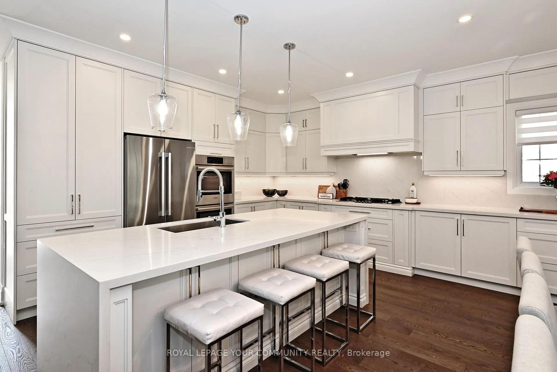 Photo 8 of 313 Willis Drive, Aurora, Aurora Highlands — HOMEH