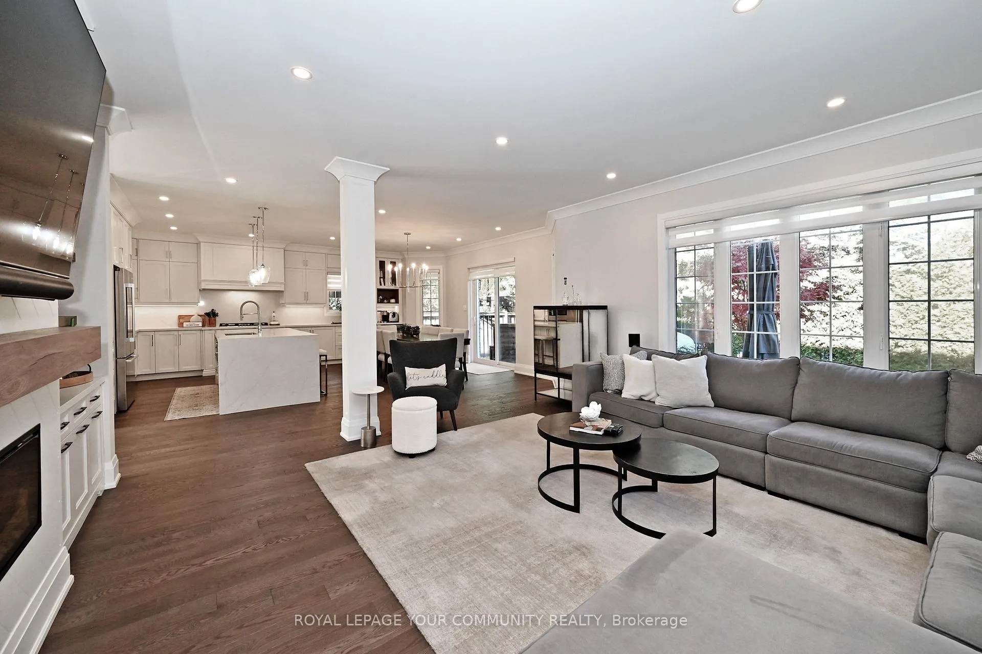 Photo 14 of 313 Willis Drive, Aurora, Aurora Highlands — HOMEH