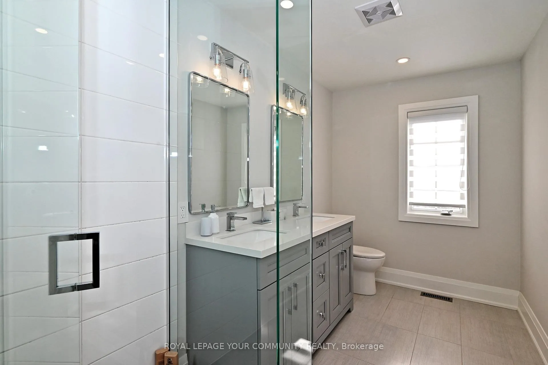Photo 29 of 313 Willis Drive, Aurora, Aurora Highlands — HOMEH