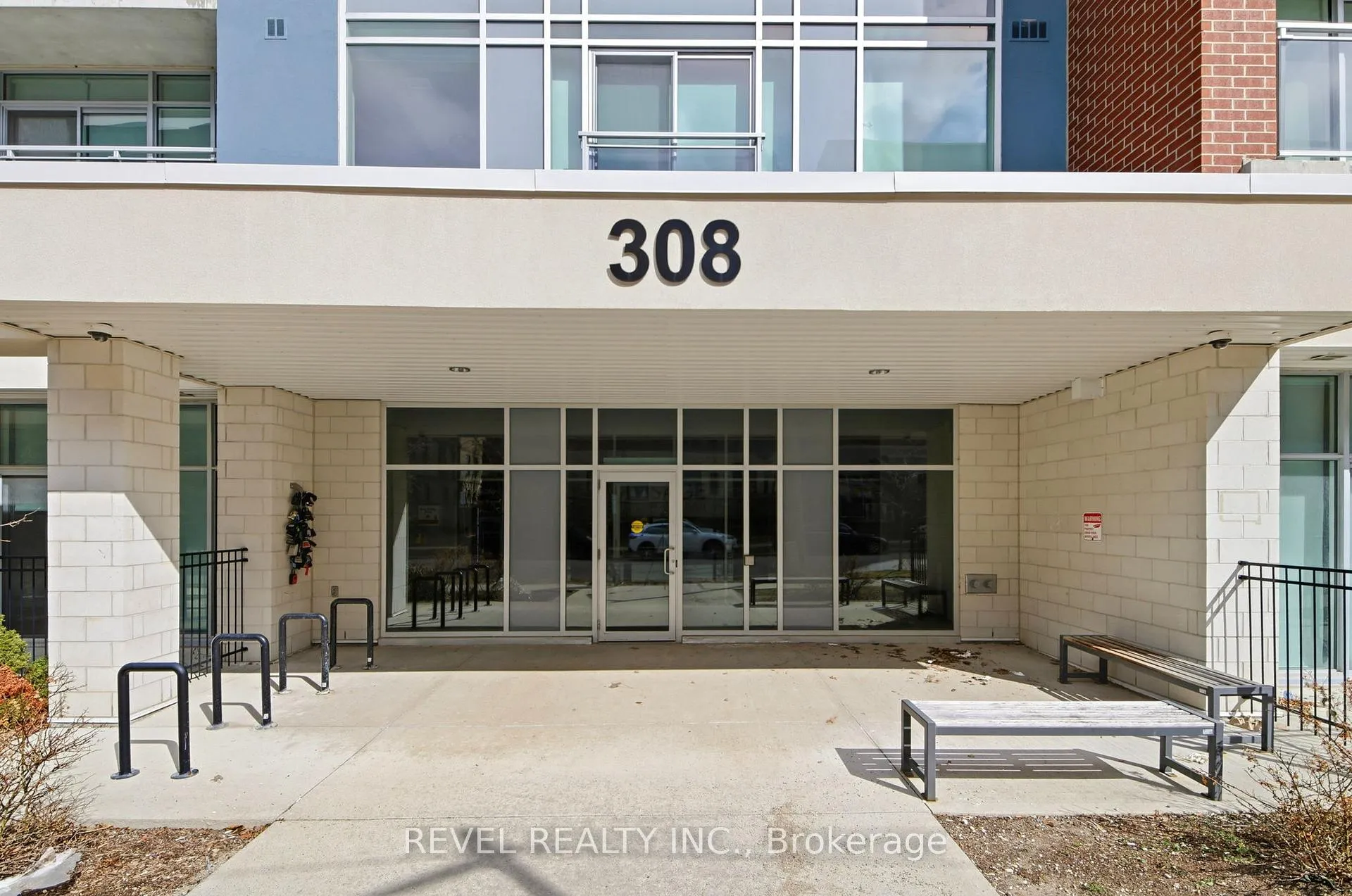 Photo 2 of Unit 426, 308 Lester Street, Waterloo — HOMEH
