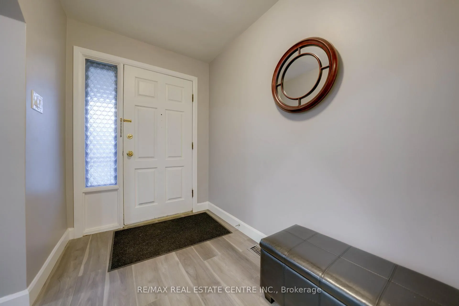 Photo 3 of 683 Seventh Avenue S, Hamilton, Macassa — HOMEH