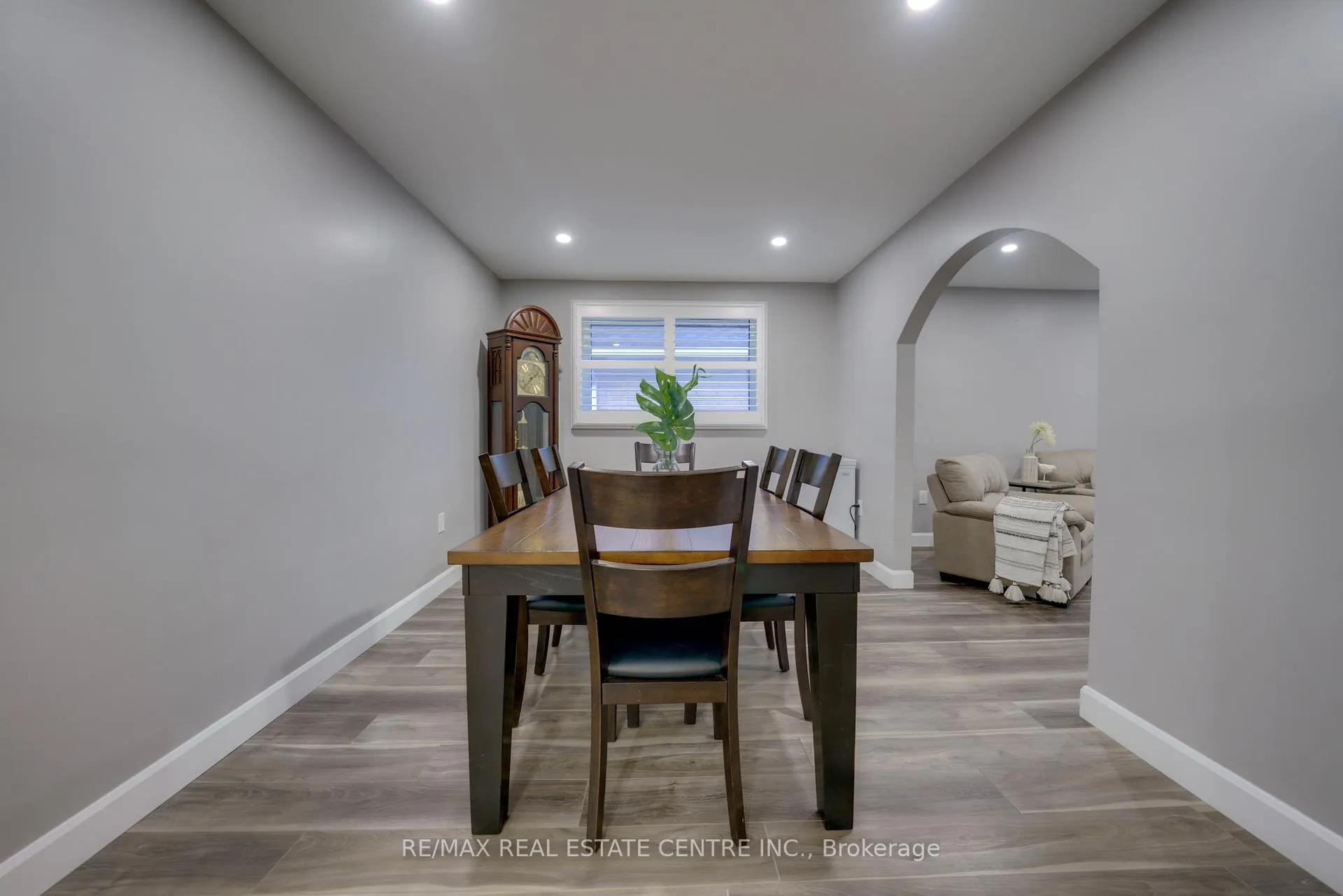 Photo 8 of 683 Seventh Avenue S, Hamilton, Macassa — HOMEH