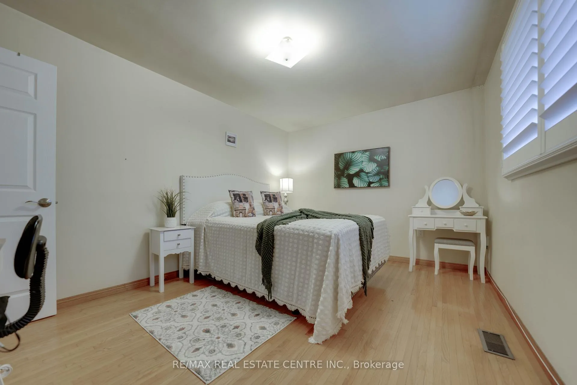 Photo 17 of 683 Seventh Avenue S, Hamilton, Macassa — HOMEH
