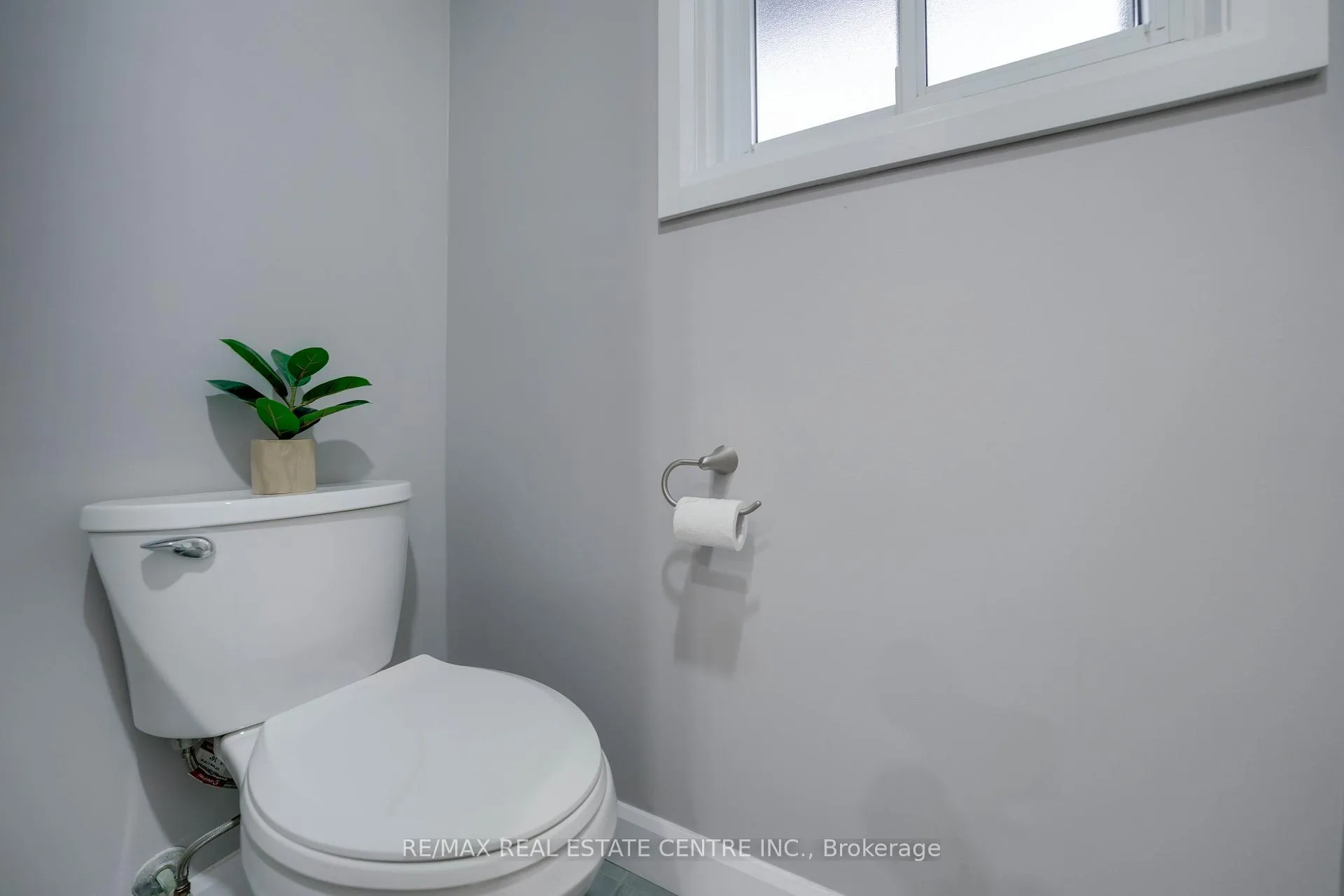 Photo 24 of 683 Seventh Avenue S, Hamilton, Macassa — HOMEH