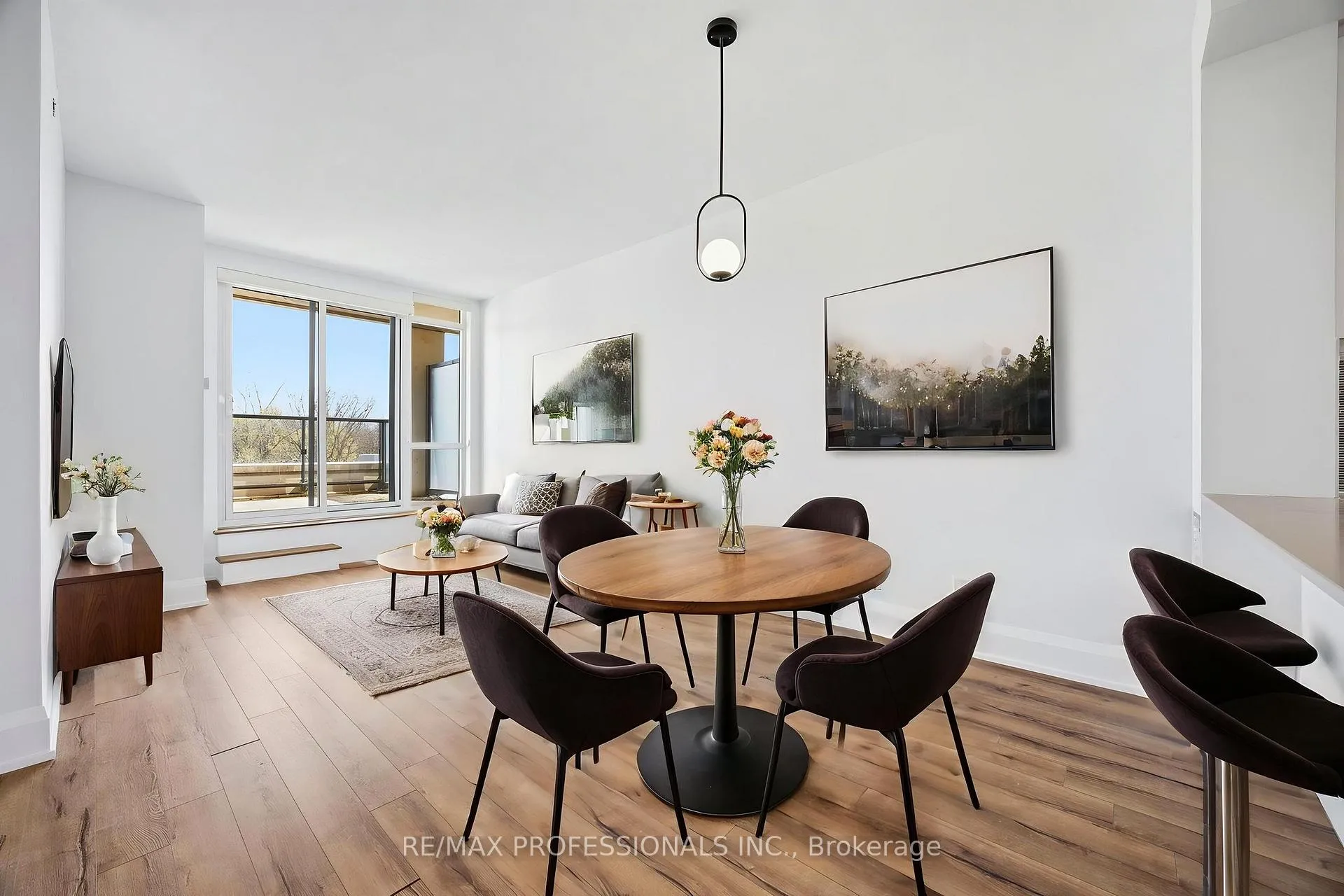 Photo 7 of Unit 612, 2 Old Mill Drive, Toronto, High Park-Swansea — HOMEH