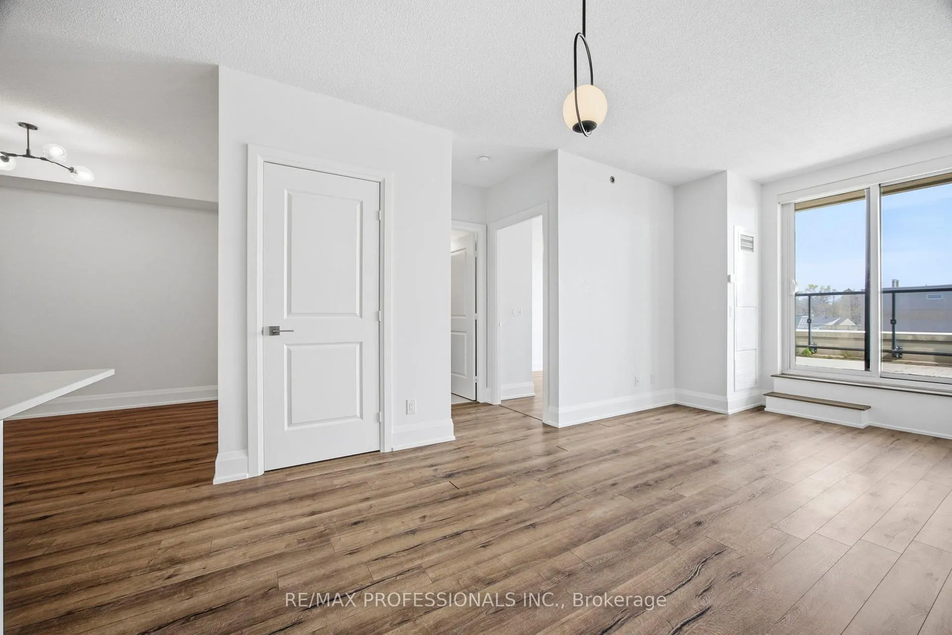 Photo 19 of Unit 612, 2 Old Mill Drive, Toronto, High Park-Swansea — HOMEH