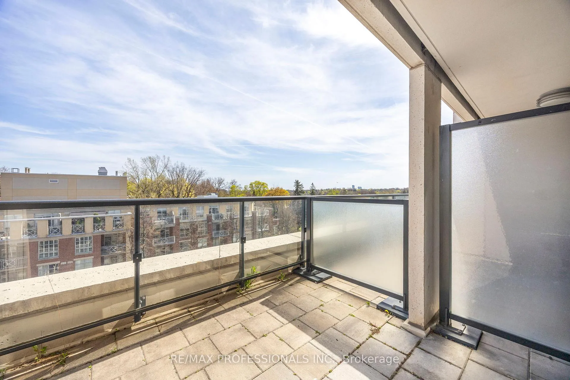 Photo 31 of Unit 612, 2 Old Mill Drive, Toronto, High Park-Swansea — HOMEH