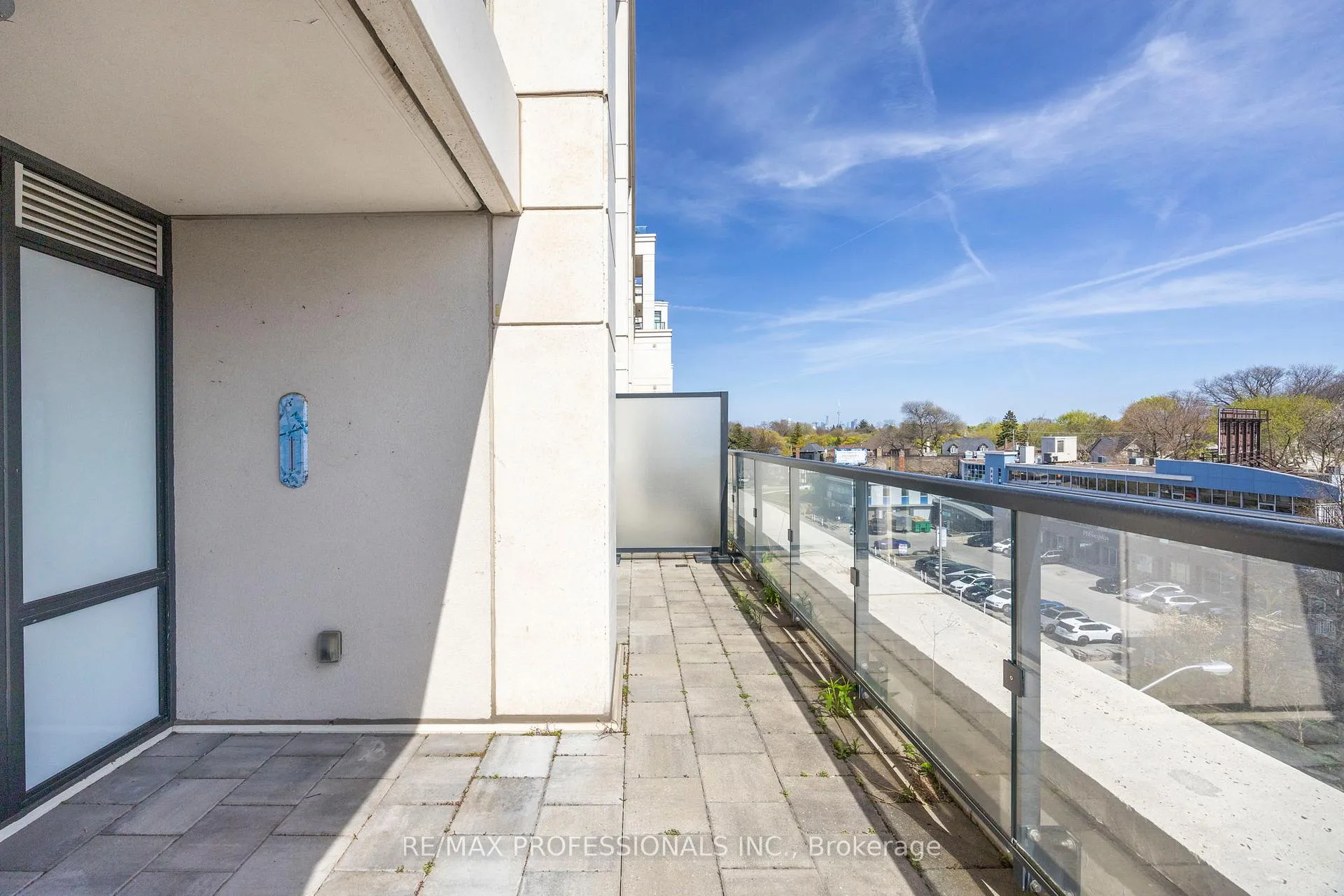 Photo 32 of Unit 612, 2 Old Mill Drive, Toronto, High Park-Swansea — HOMEH