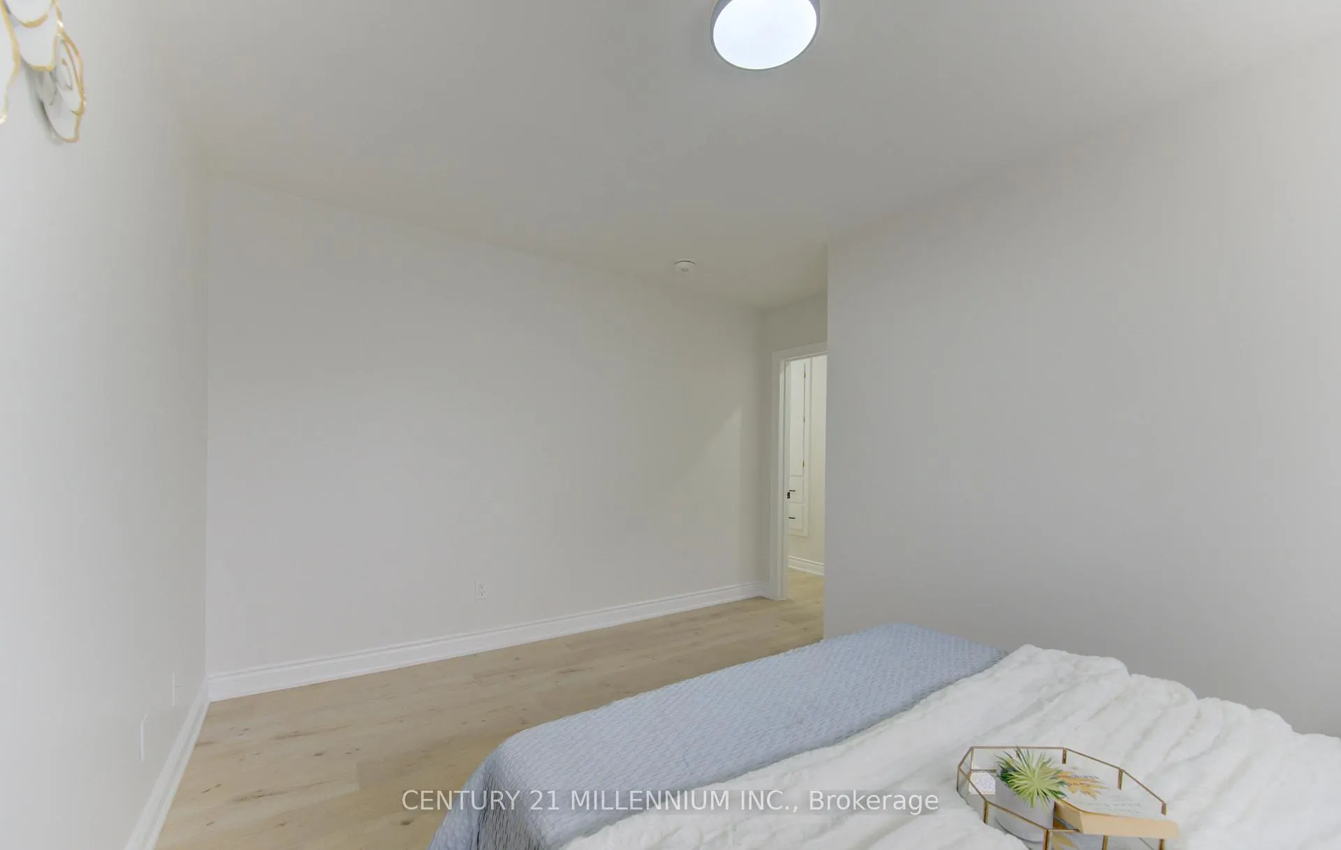 Photo 11 of 153 Woodhaven Road, Kitchener — HOMEH