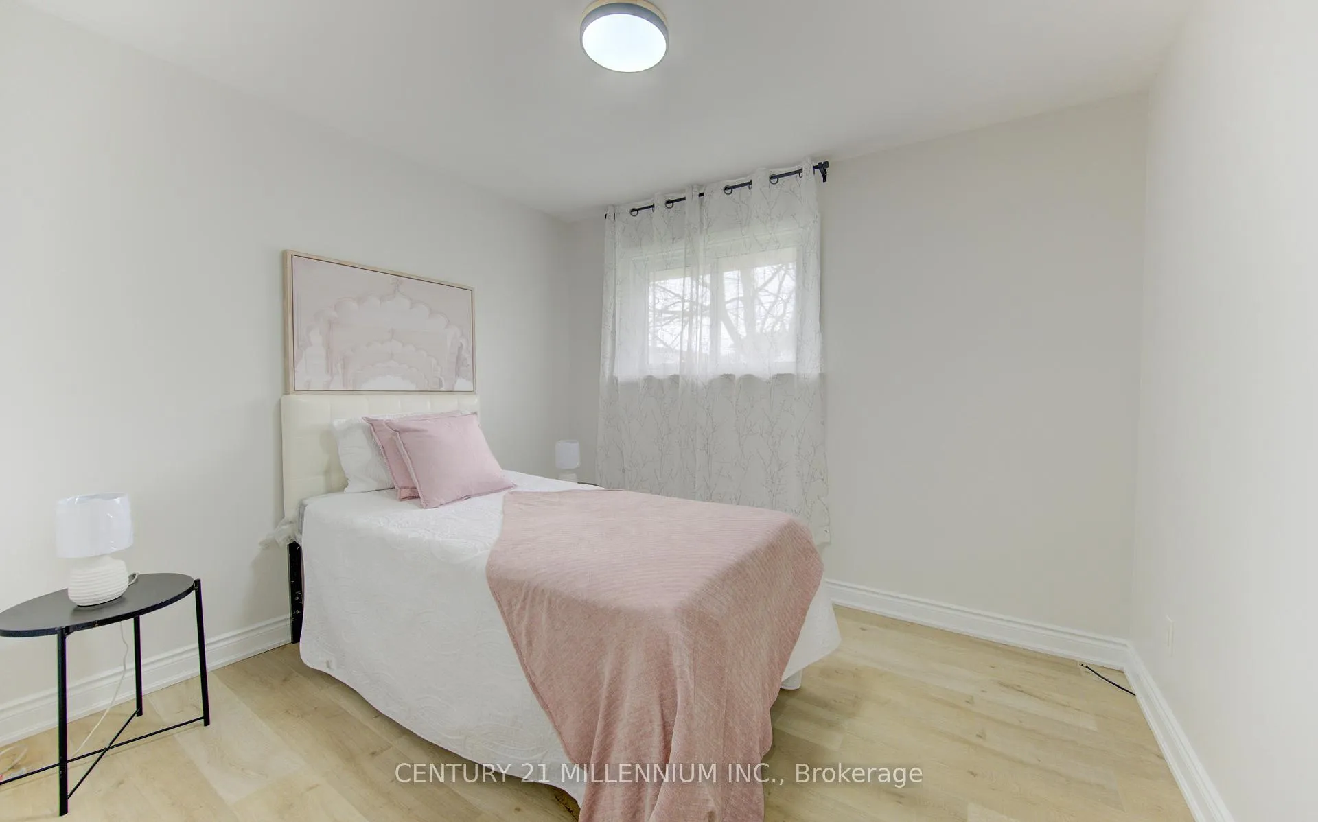 Photo 12 of 153 Woodhaven Road, Kitchener — HOMEH