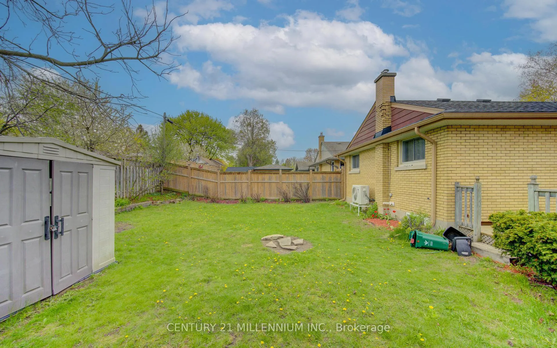 Photo 24 of 153 Woodhaven Road, Kitchener — HOMEH