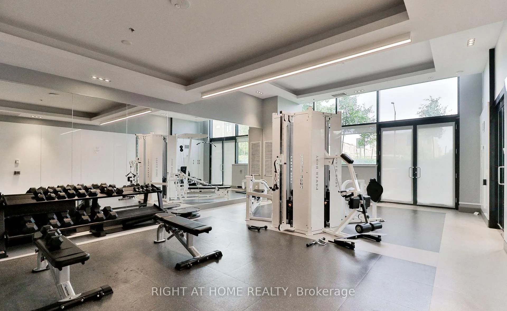 Photo 18 of Unit 701, 99 Eagle Rock Way, Vaughan, Maple — HOMEH