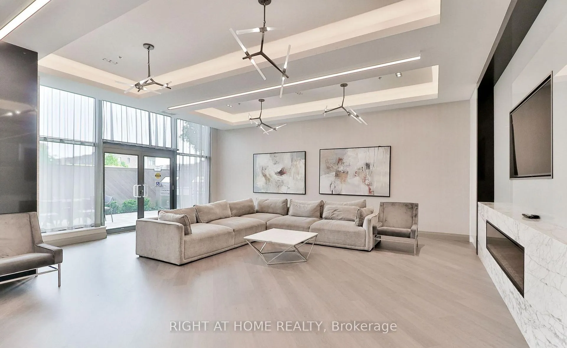 Photo 21 of Unit 701, 99 Eagle Rock Way, Vaughan, Maple — HOMEH