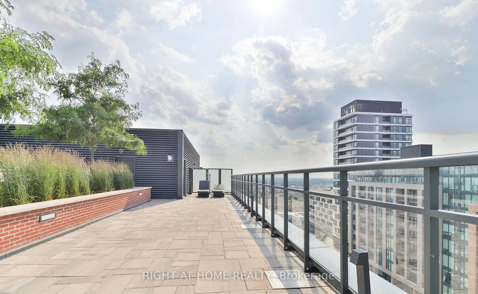 Photo 22 of Unit 701, 99 Eagle Rock Way, Vaughan, Maple — HOMEH