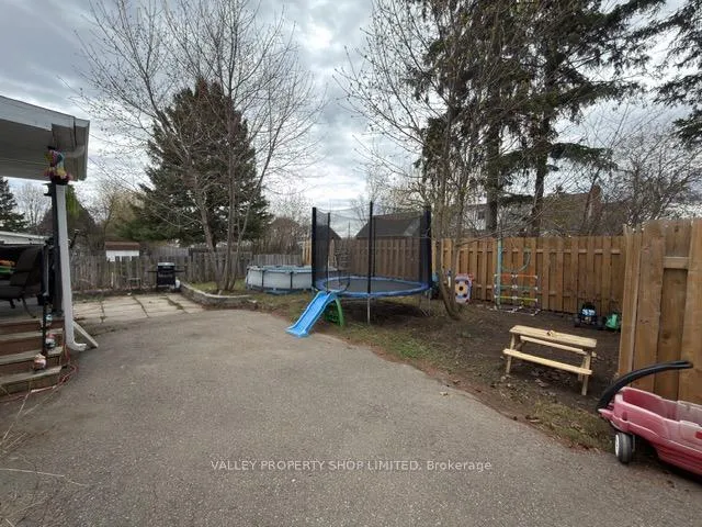 Photo 20 of 715 Mary Street, Pembroke — HOMEH