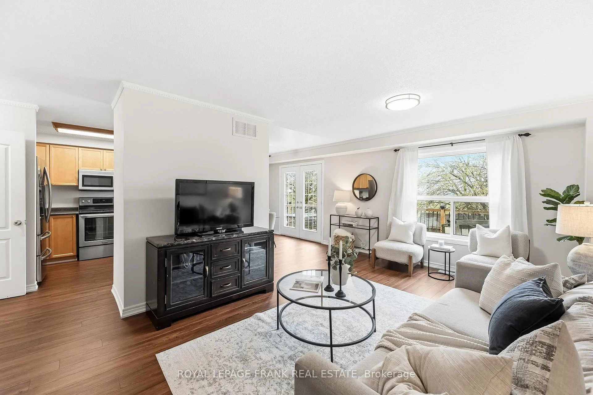 Photo 11 of 23 Anders Drive, Scugog, Port Perry — HOMEH