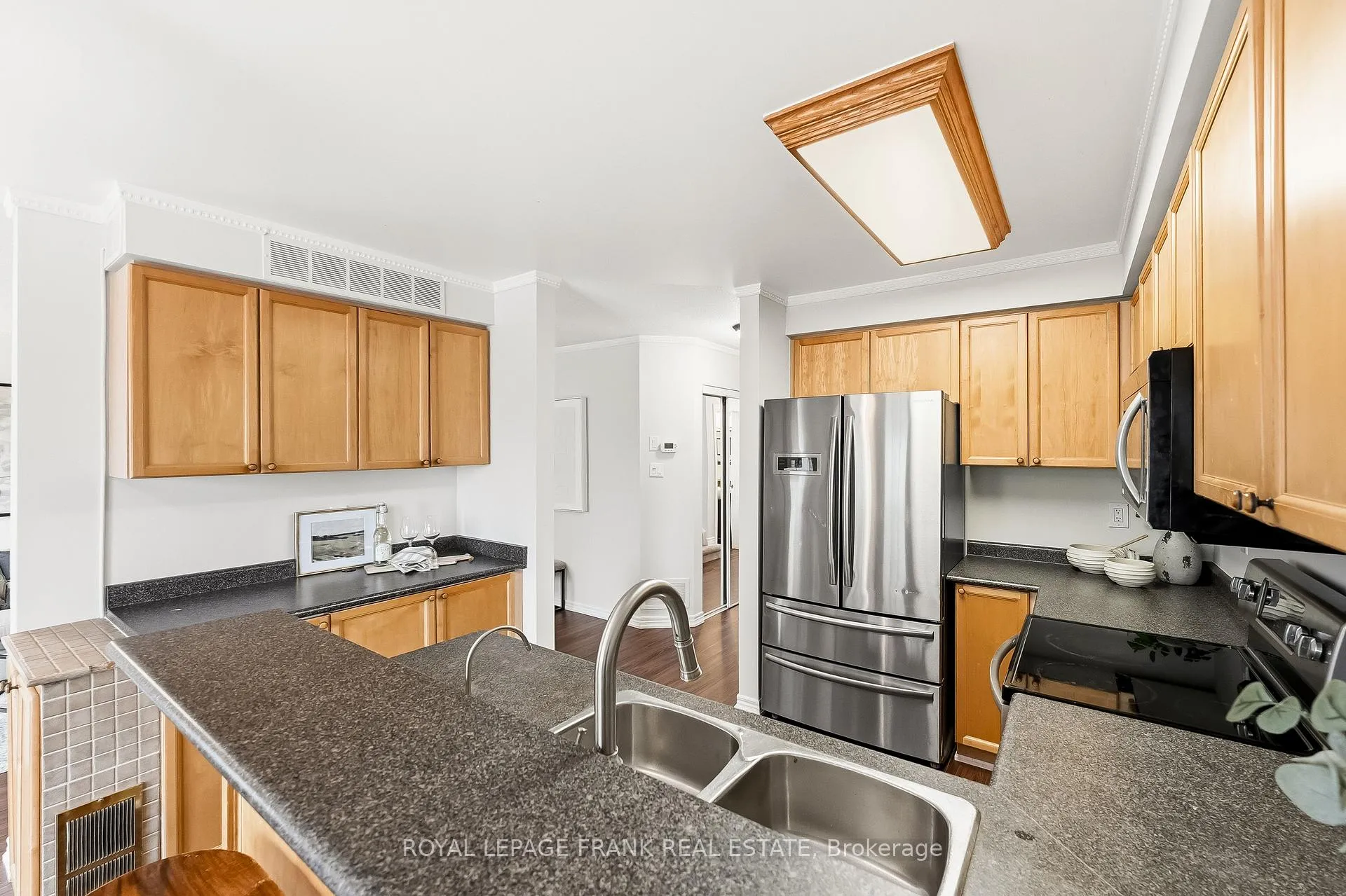 Photo 16 of 23 Anders Drive, Scugog, Port Perry — HOMEH