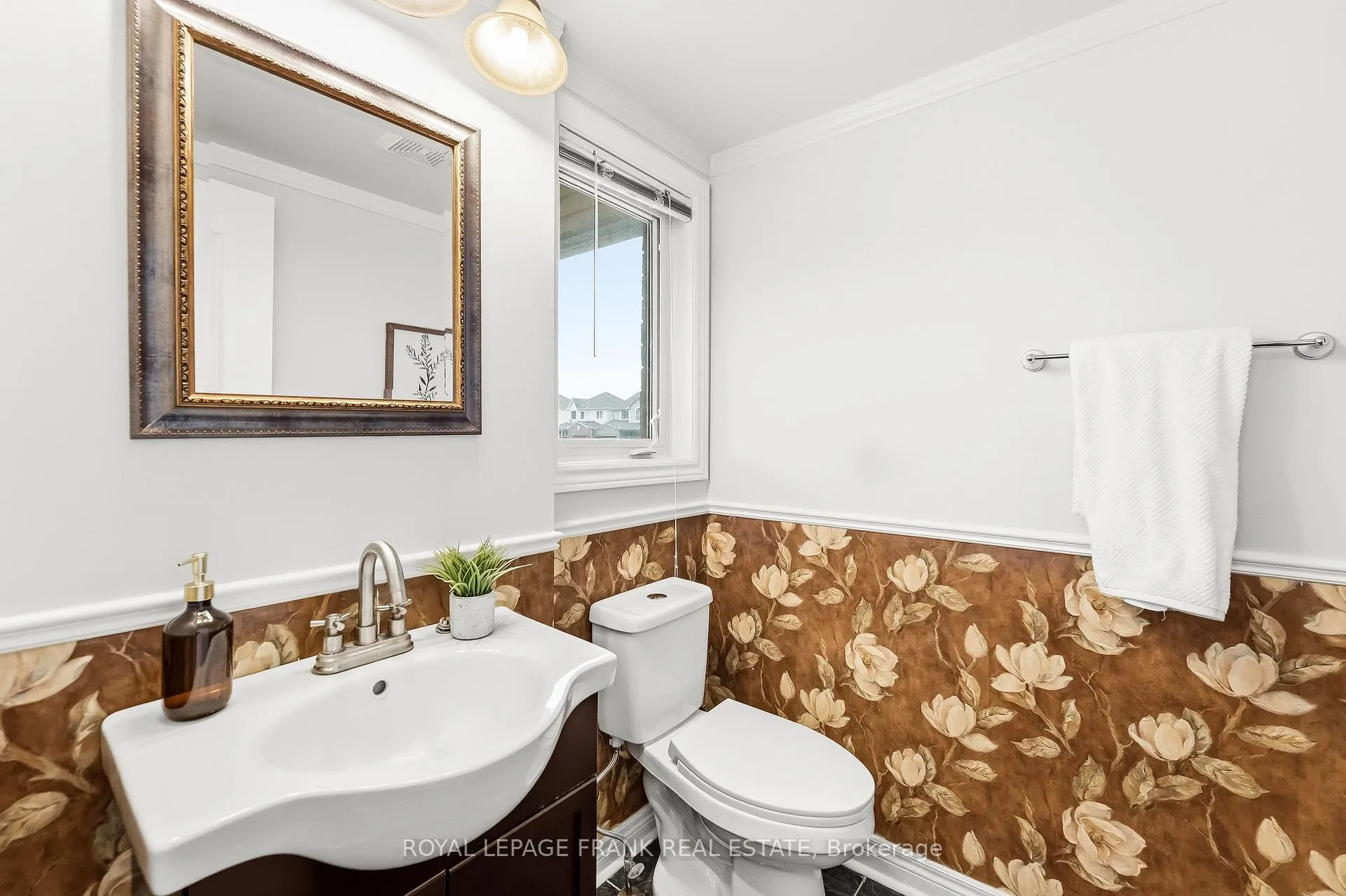 Photo 20 of 23 Anders Drive, Scugog, Port Perry — HOMEH