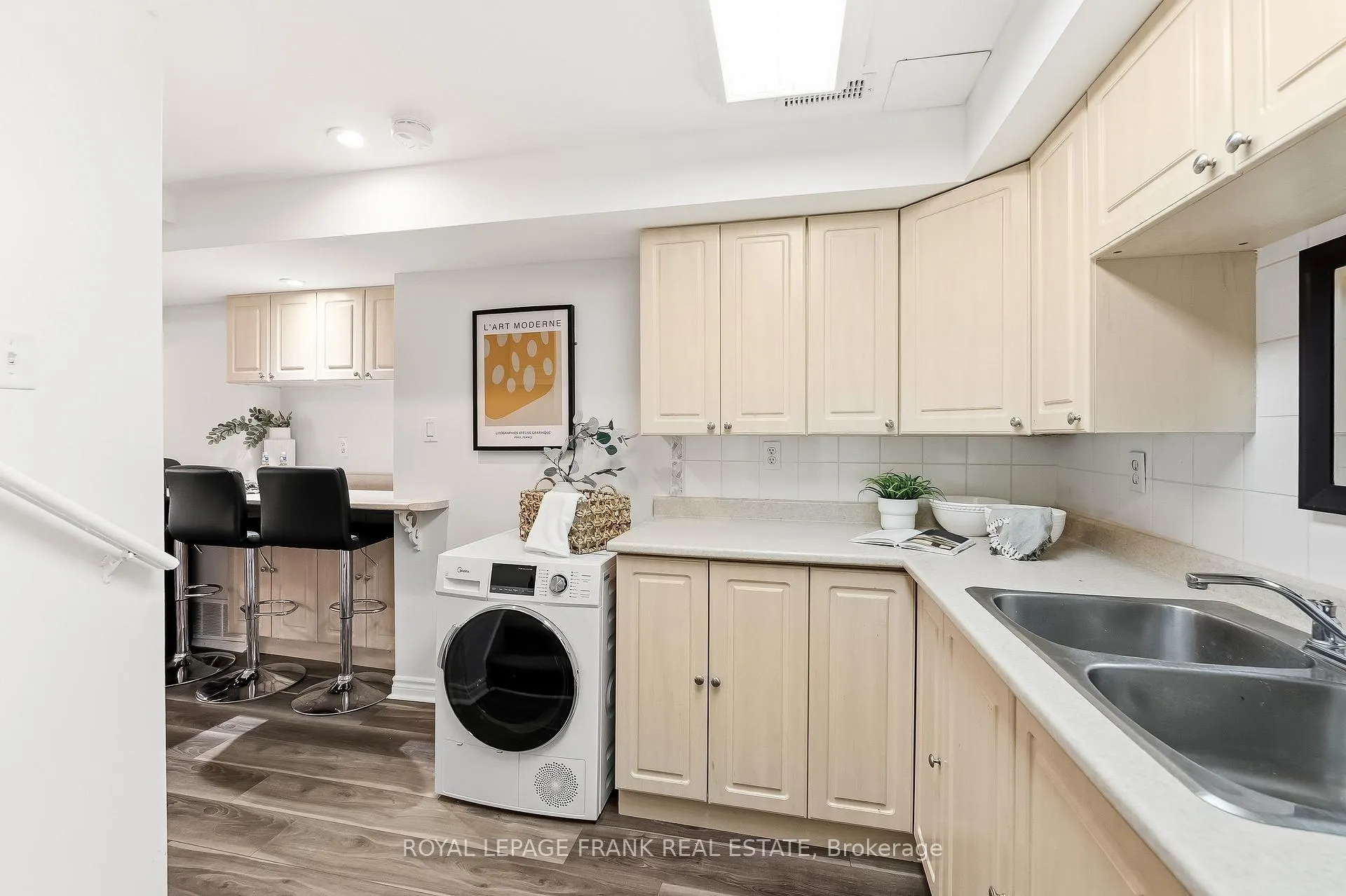 Photo 34 of 23 Anders Drive, Scugog, Port Perry — HOMEH