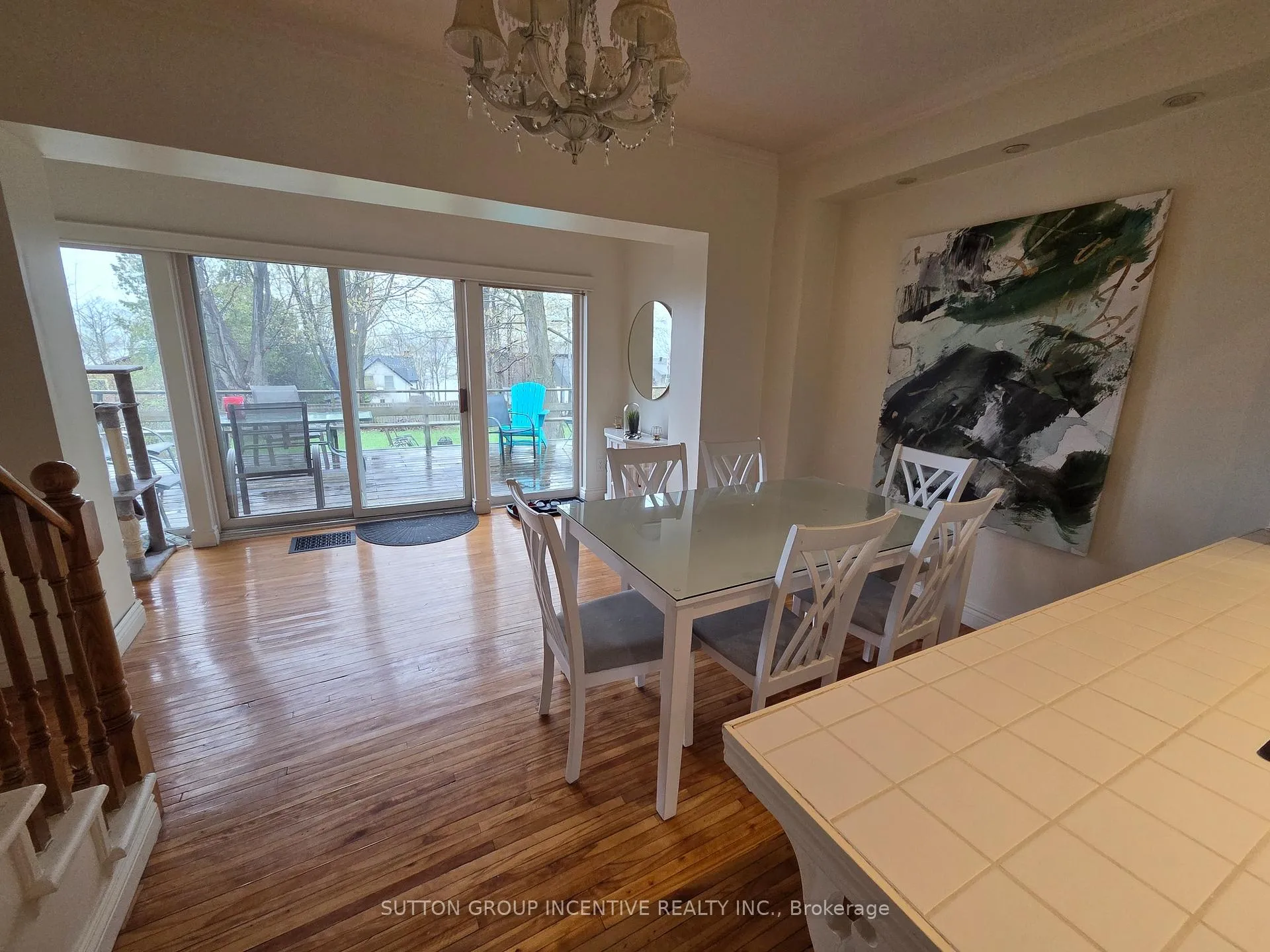 Photo 3 of 203 Blake Street, Barrie, North Shore — HOMEH