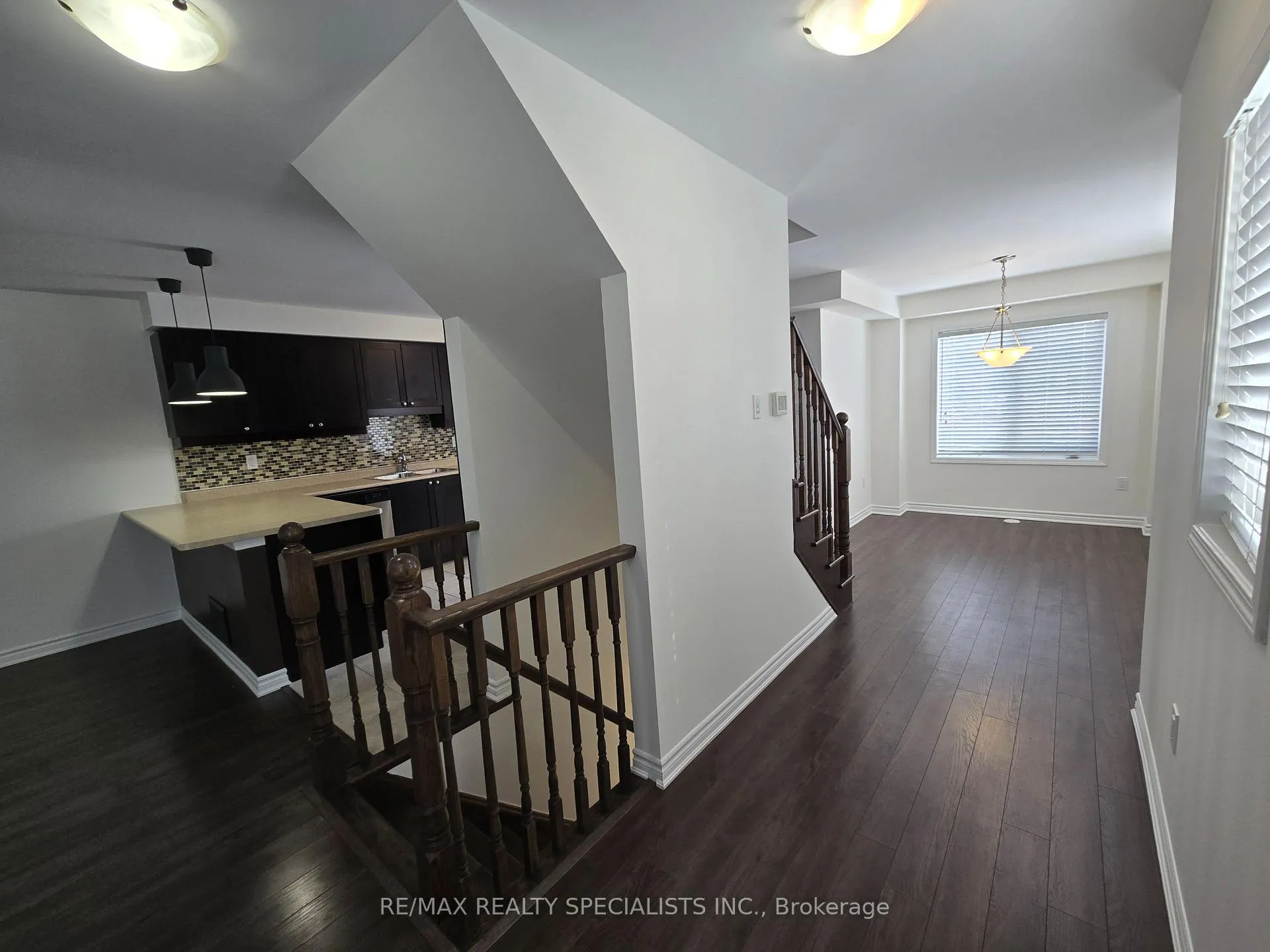Photo 8 of 261 Casson Point, Milton, Ford — HOMEH