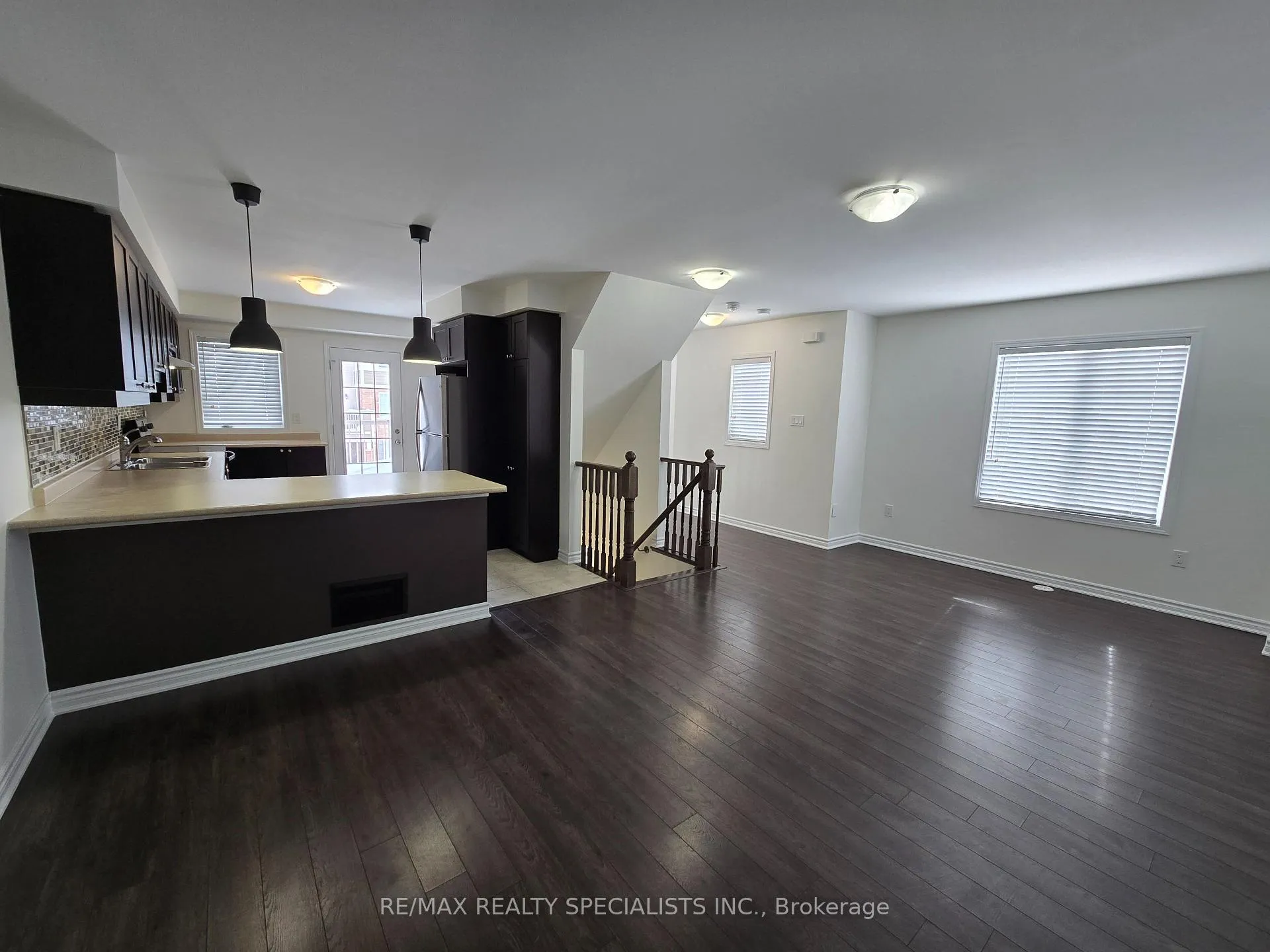 Photo 13 of 261 Casson Point, Milton, Ford — HOMEH