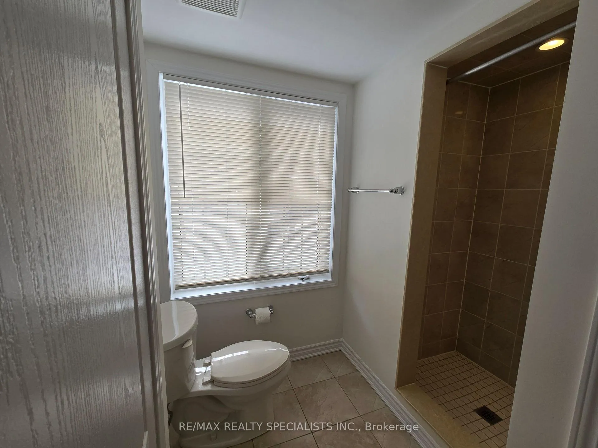Photo 31 of 261 Casson Point, Milton, Ford — HOMEH